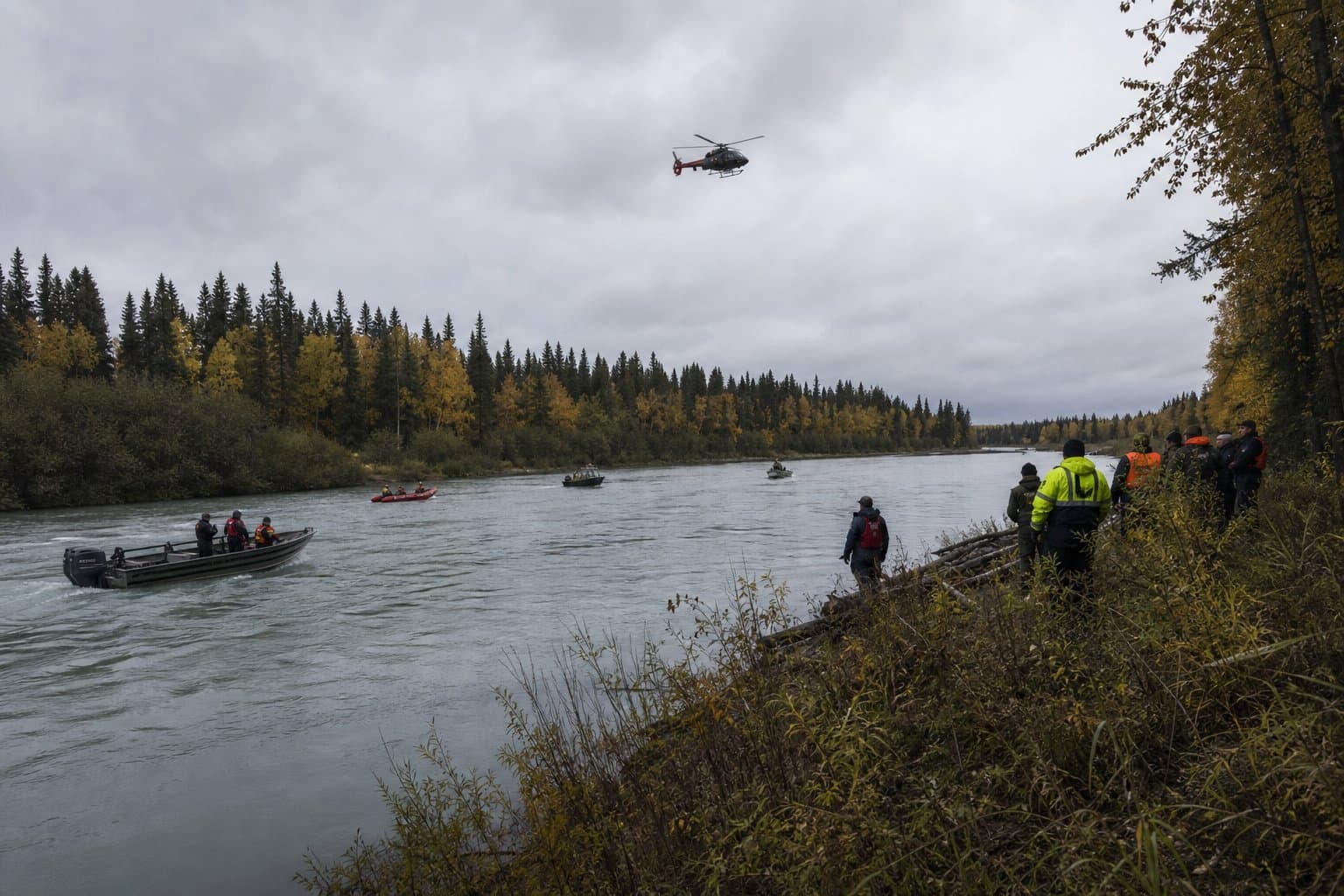 Cover image for article: Search resumes on Kasilof River for man missing after boat overturns