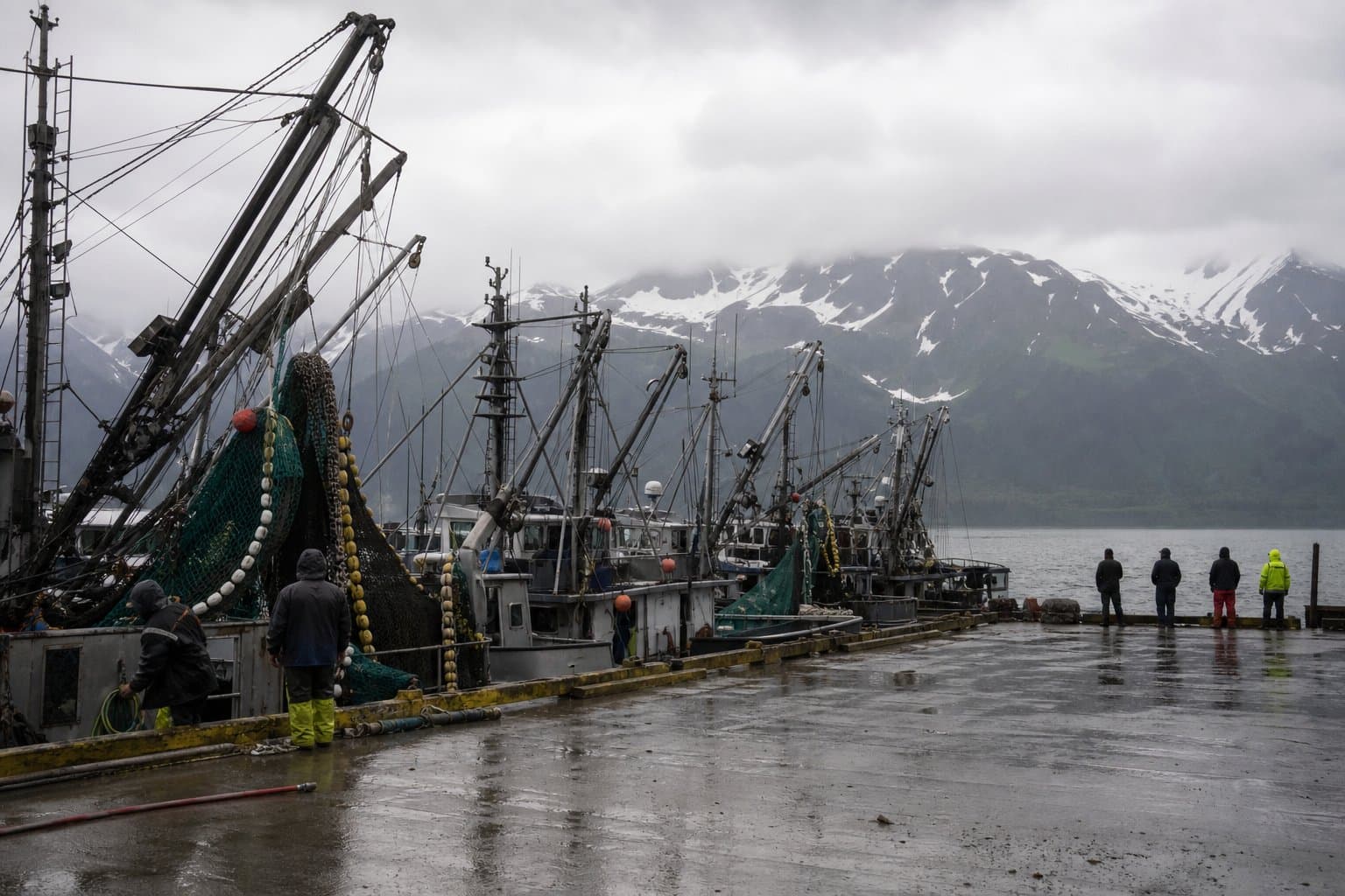 Cover image for article: Fish and Game keeps Prince William Sound seine fleet closed Monday