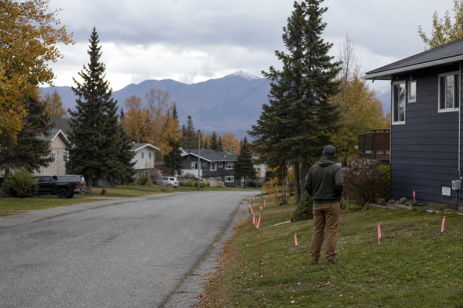 Cover image for article: Anchorage planners ask commission to triple setback threshold director can approve alone