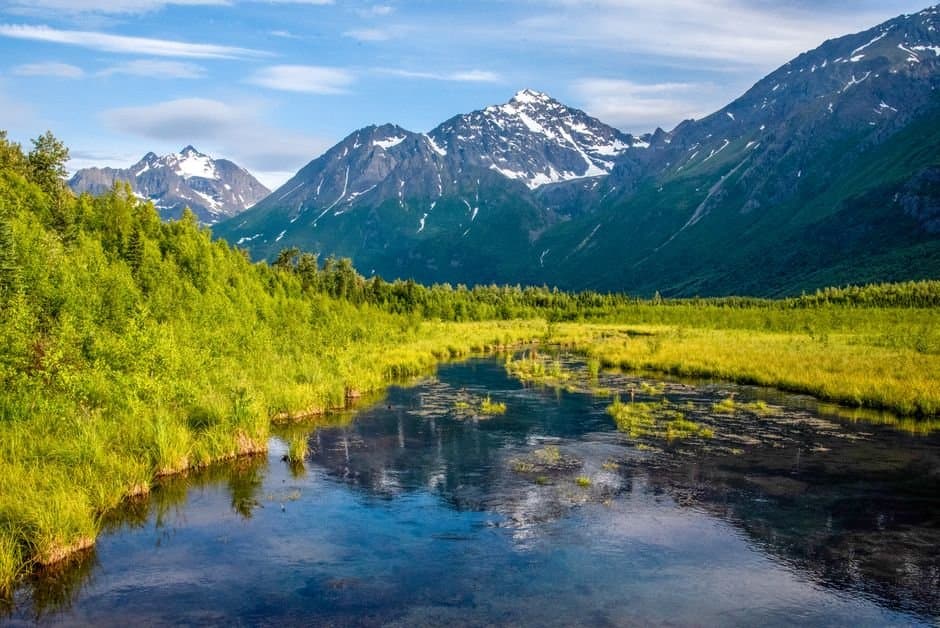 Cover image for article: Eklutna subdivision wins road-deferral variance