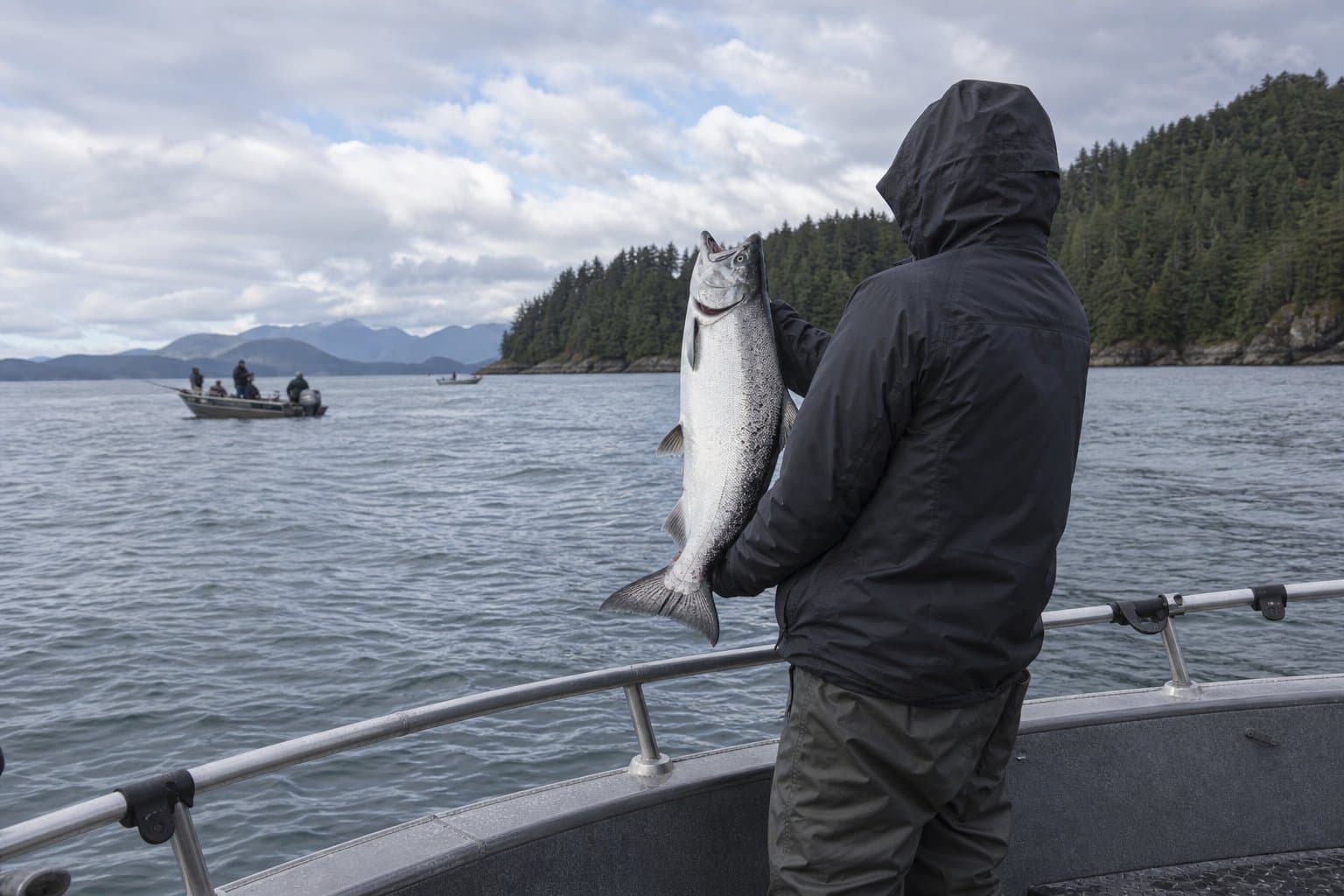 Cover image for article: Nonresident king salmon annual limit in Southeast rises to four fish Aug. 1
