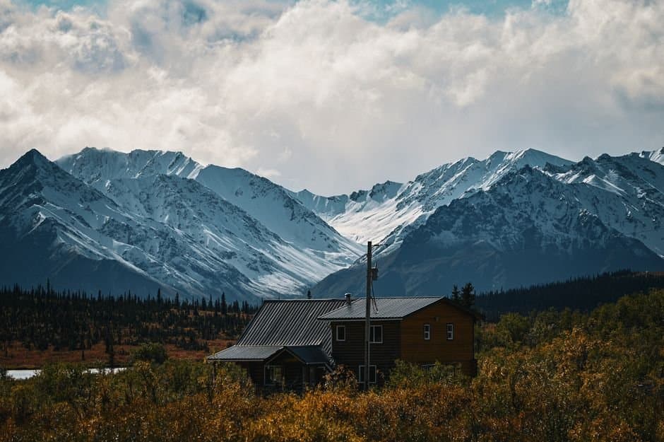 Cover image for article: Alaska has $272 million to change rural health care. The requests reached $2.5 billion.