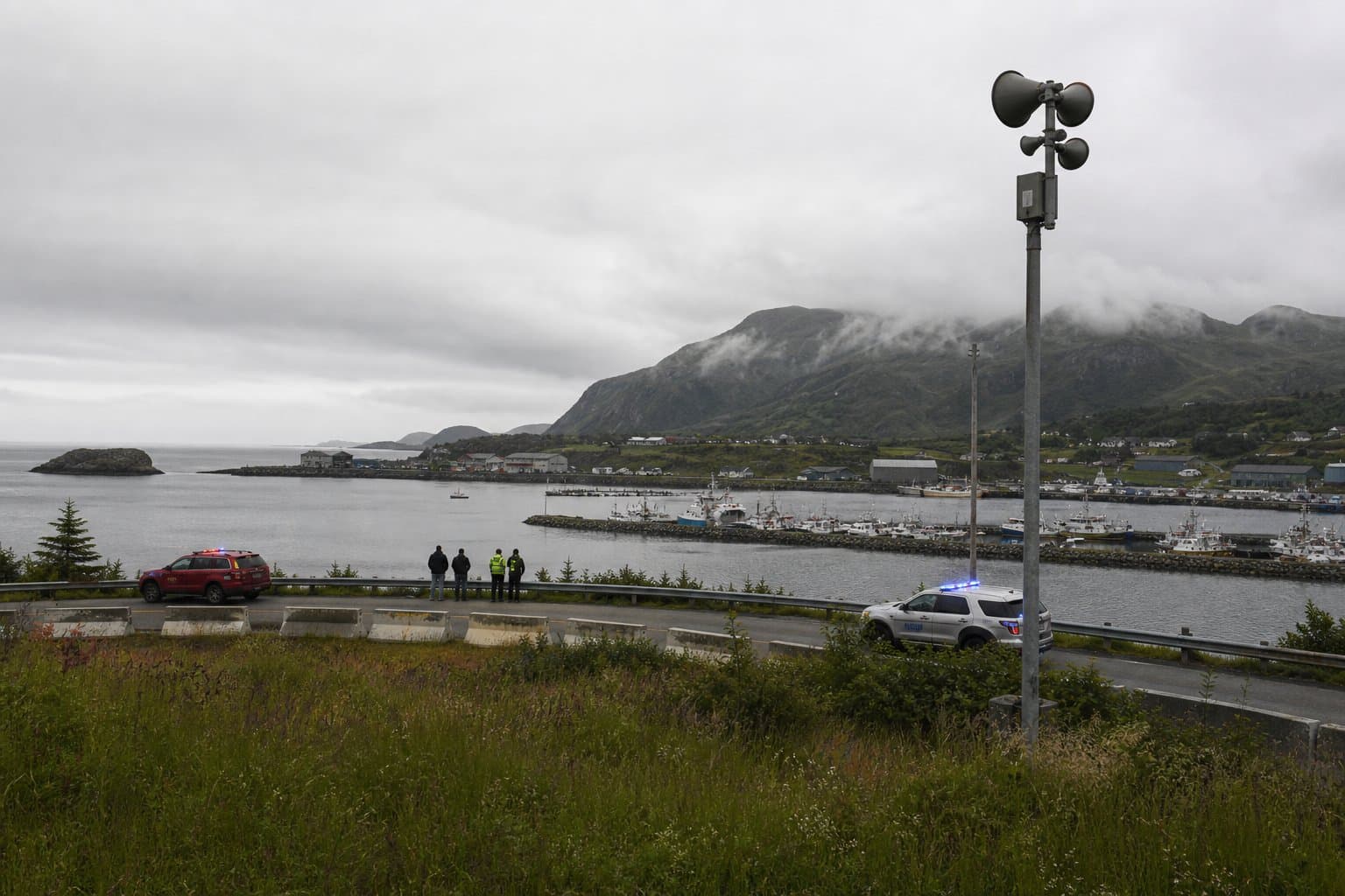 Cover image for article: Kodiak wants dispatch to sound tsunami sirens without waiting for a federal alert