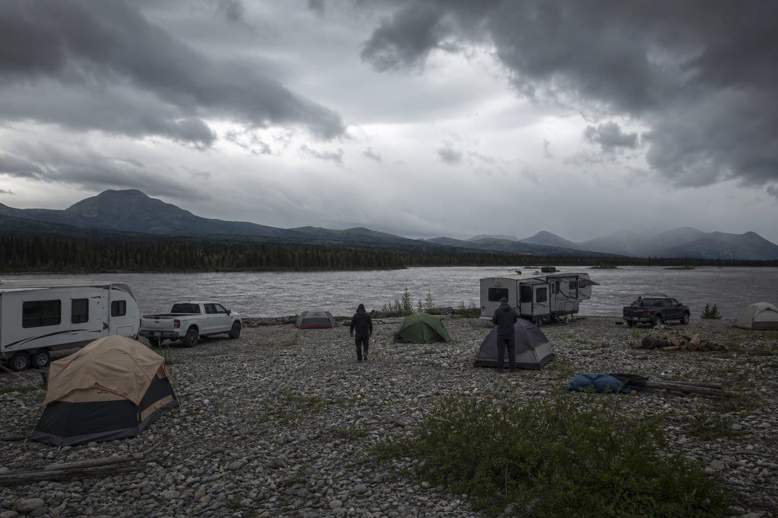 Cover image for article: If you're camped on a Susitna gravel bar this week, watch the river