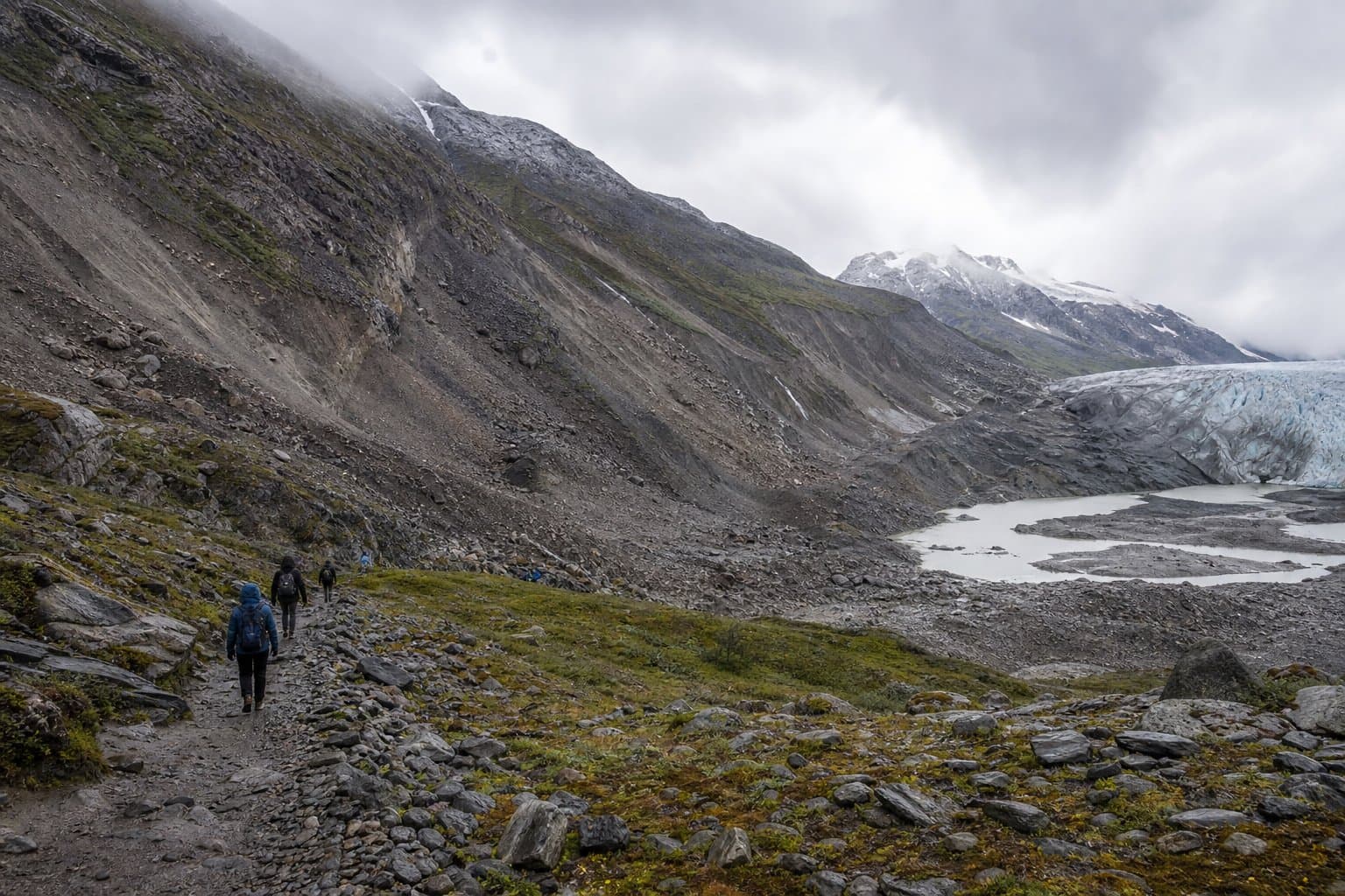 Cover image for article: Wrangell-St. Elias closes section of Root Glacier Trail after landslide risk found