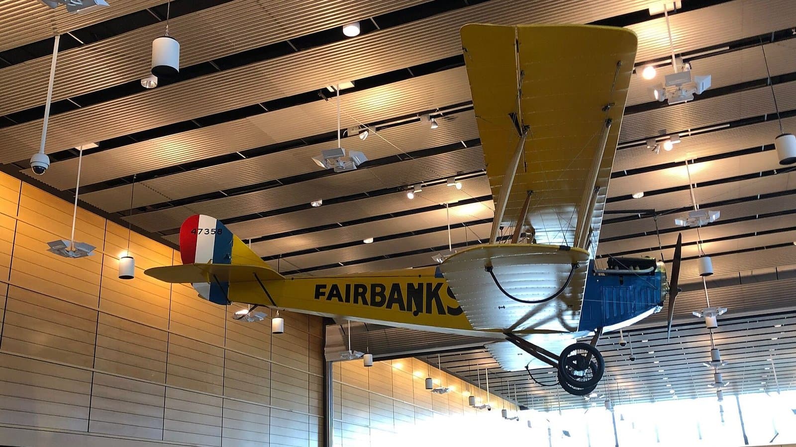 Cover image for article: Fairbanks airport's control tower is closing overnight, but planes still fly