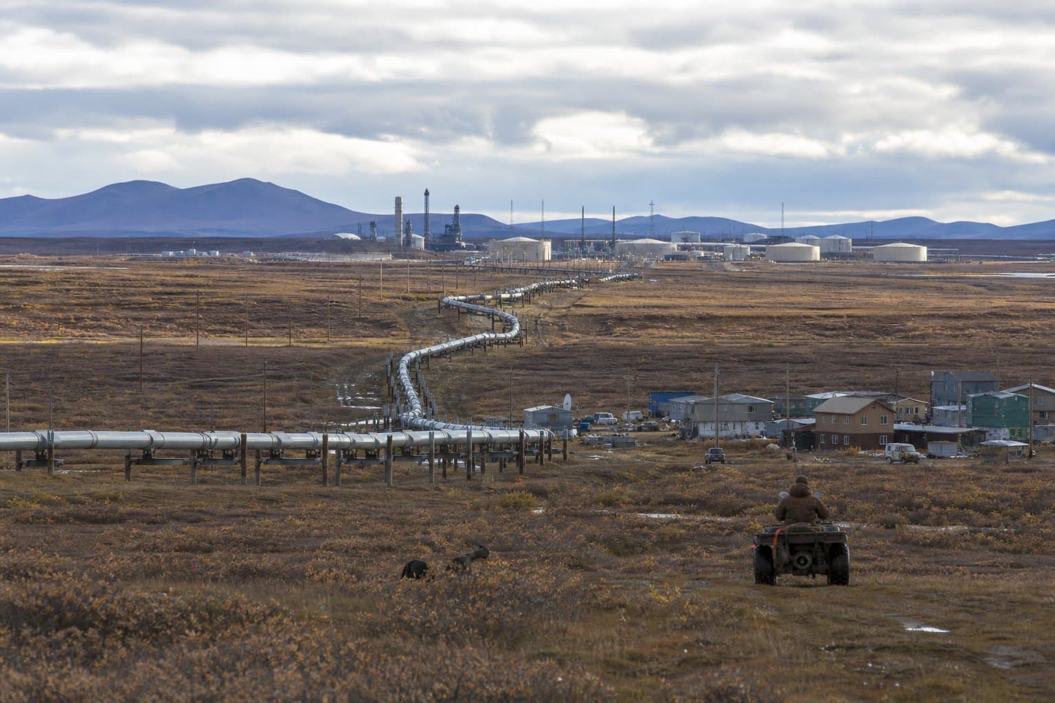 Cover image for article: Alyeska asks BLM and state for 30 more years on the pipeline right-of-way
