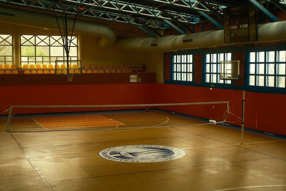 Cover image for article: Bethel gym's heating oil projected at $348,000 a year; $2 in fixes could cut $50,000