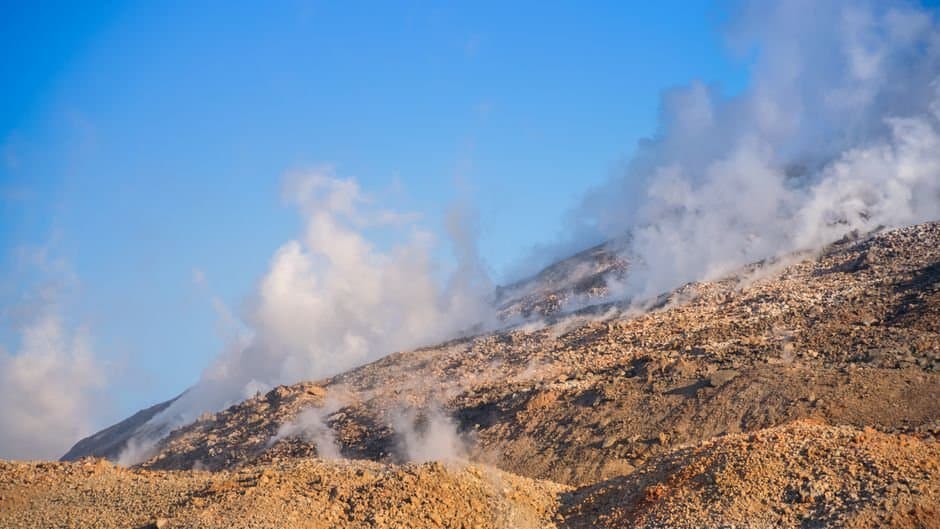 Cover image for article: AVO raises Gareloi volcano to Yellow/Advisory after brief explosion