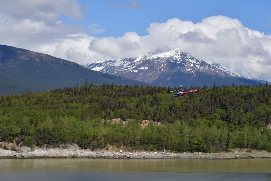 Cover image for article: Hiker flown off Sigugu Shaa mountain near Hoonah after seizure