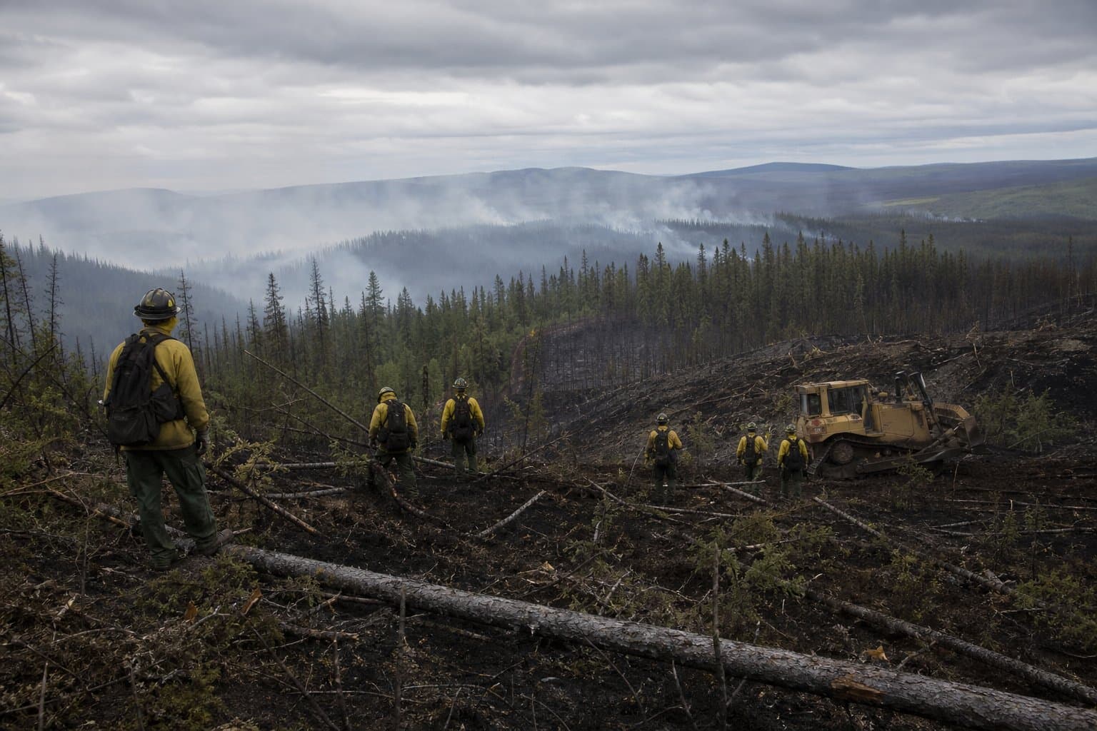 Cover image for article: Starry Fire hits 70% containment; wetting rain expected Friday night