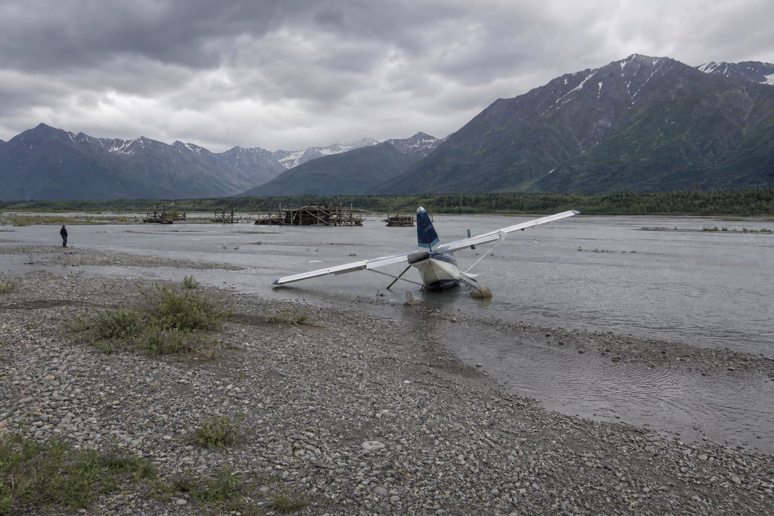 Cover image for article: Bush plane tips on Copper River sandbar during fishwheel check; no injuries
