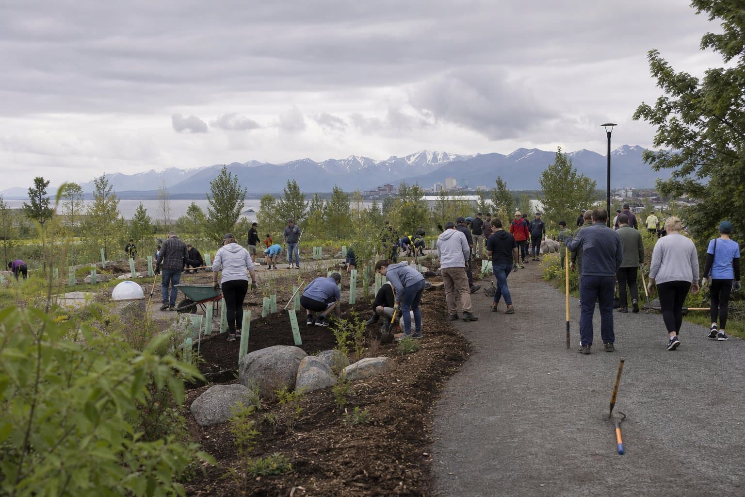 Cover image for article: Anchorage Assembly takes up resolution to rewrite municipal code around volunteerism and shared spaces