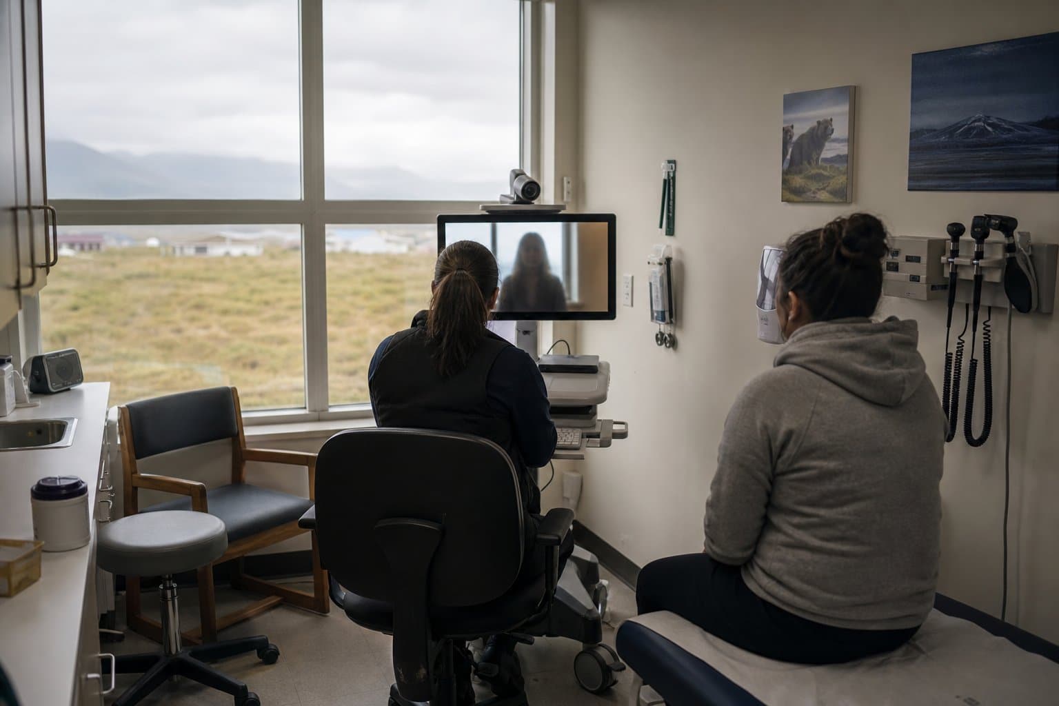 Cover image for article: Murkowski bill would renew grants for ECHO model ANTHC uses