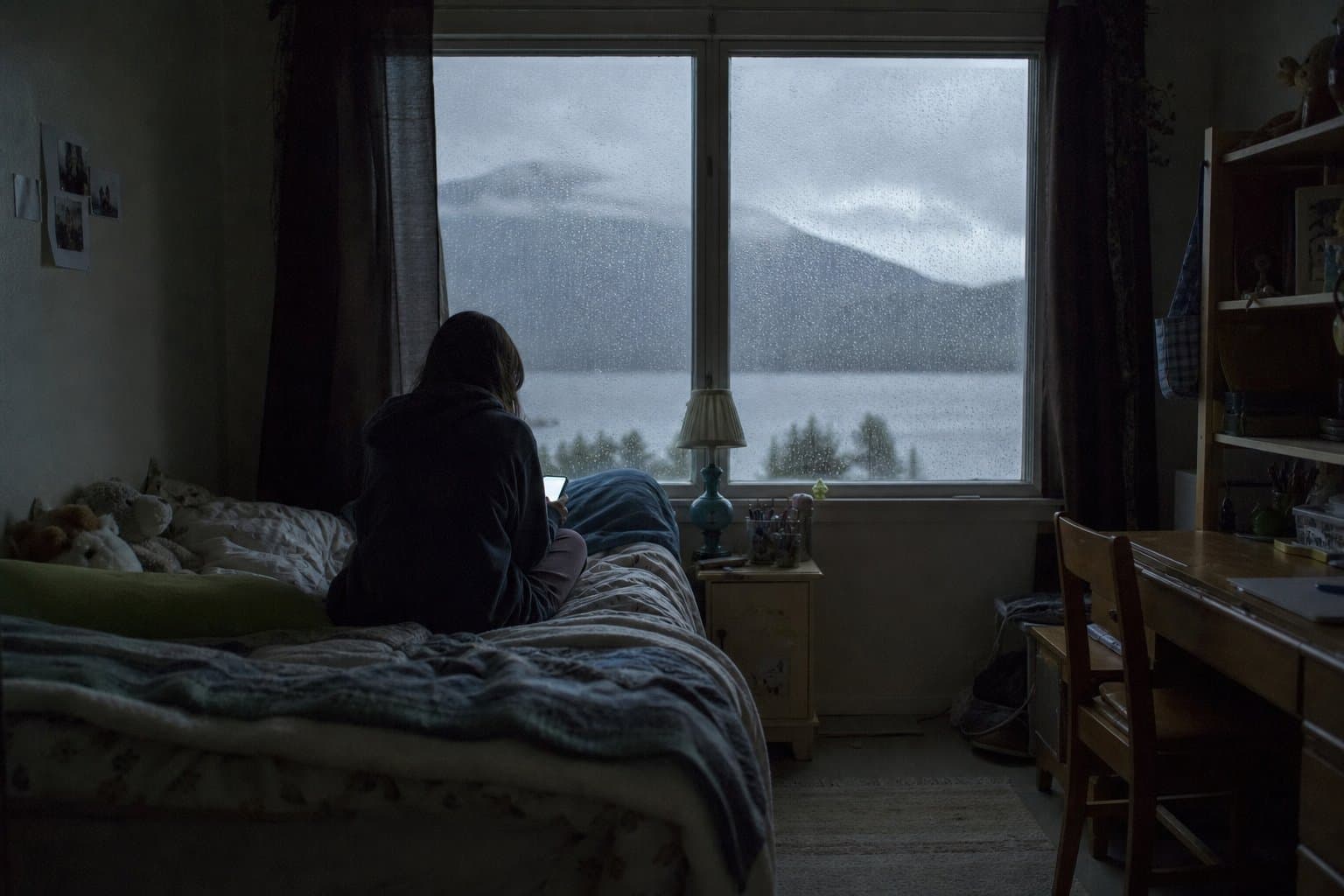 Cover image for article: Meta settlement would cap teen social media at two hours a day, bringing Alaska millions