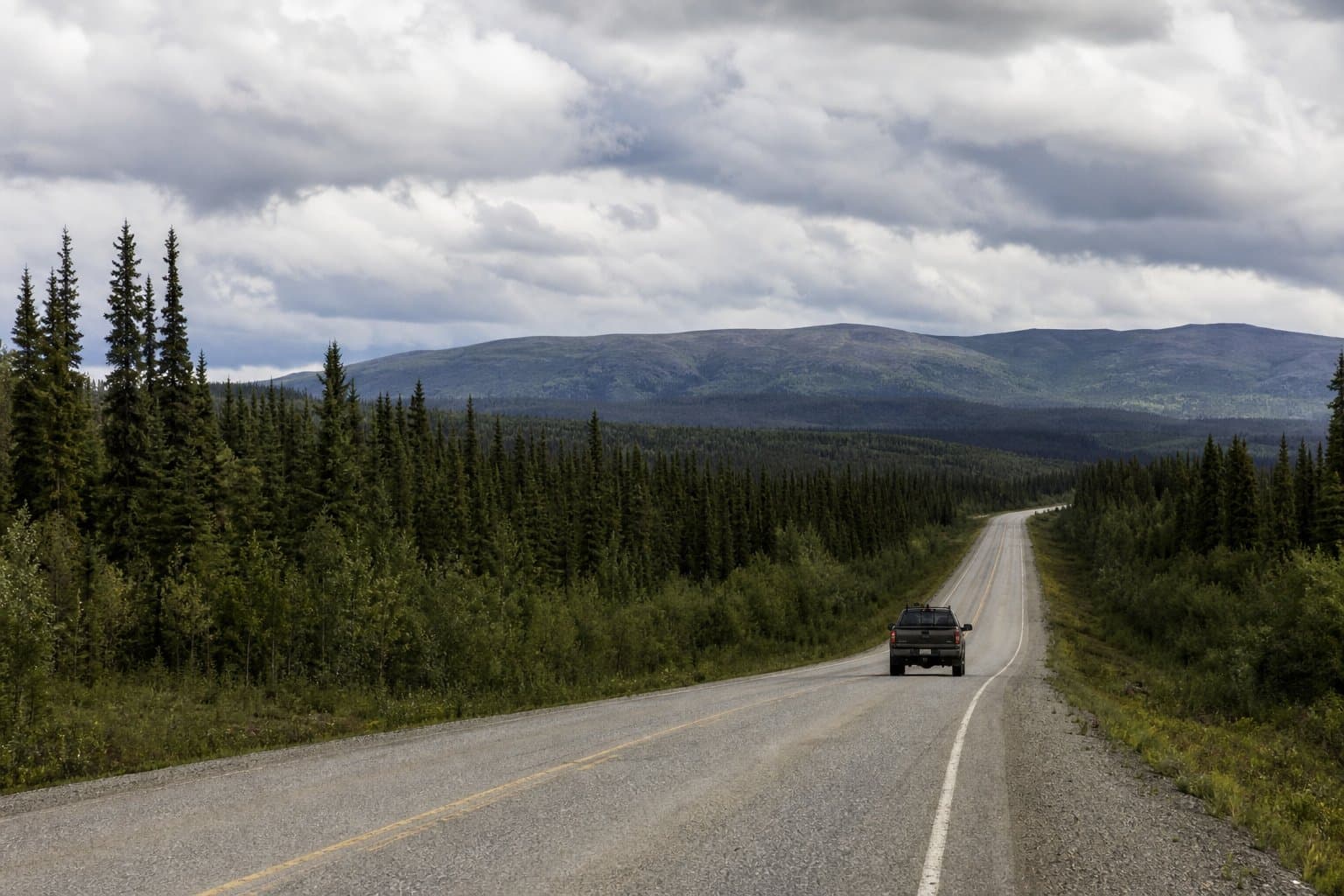 Cover image for article: A stranger's call got a weaving driver off the Steese