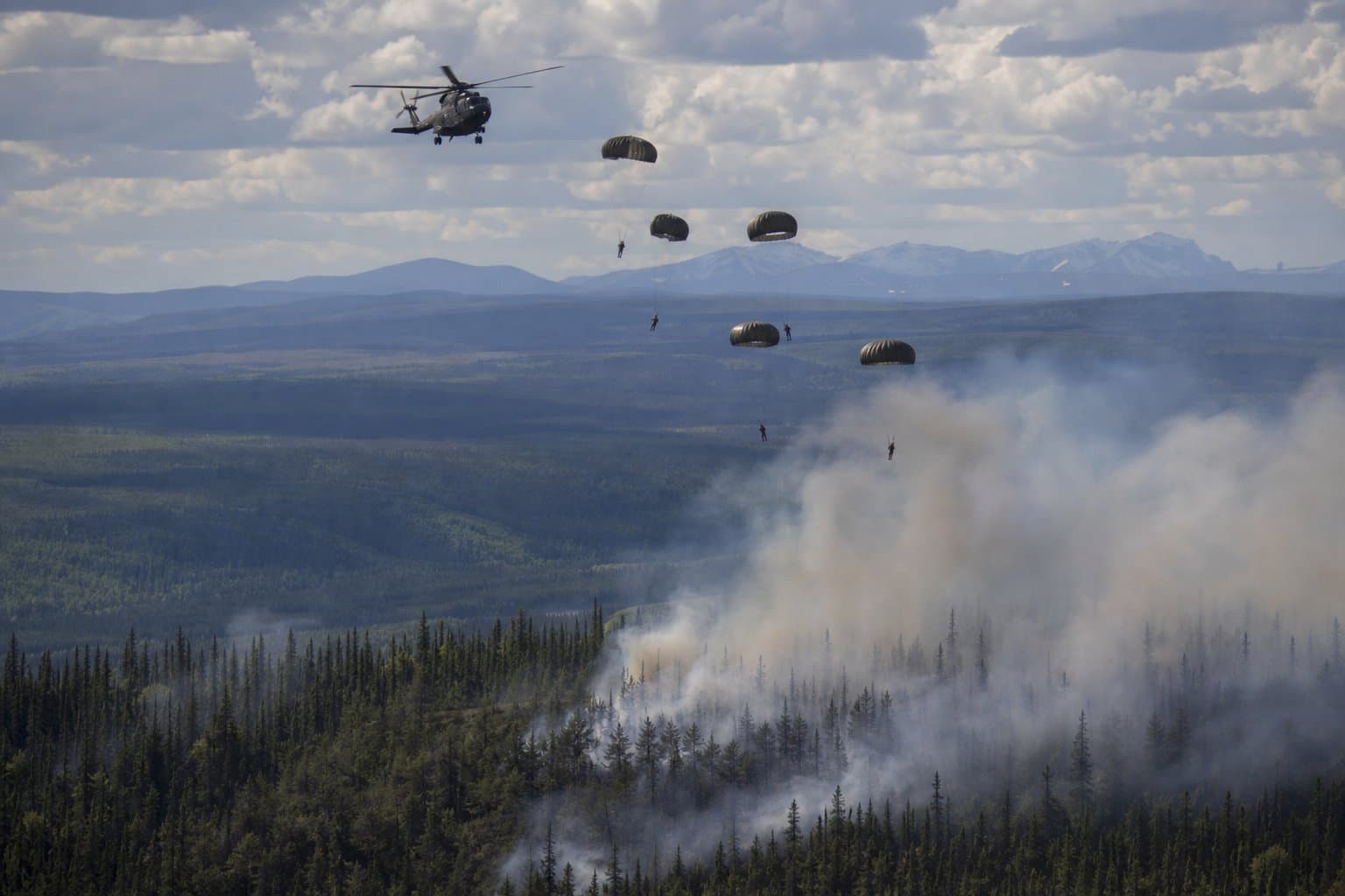 Cover image for article: Smokejumpers respond to half-acre McCloud Fire west of Fox