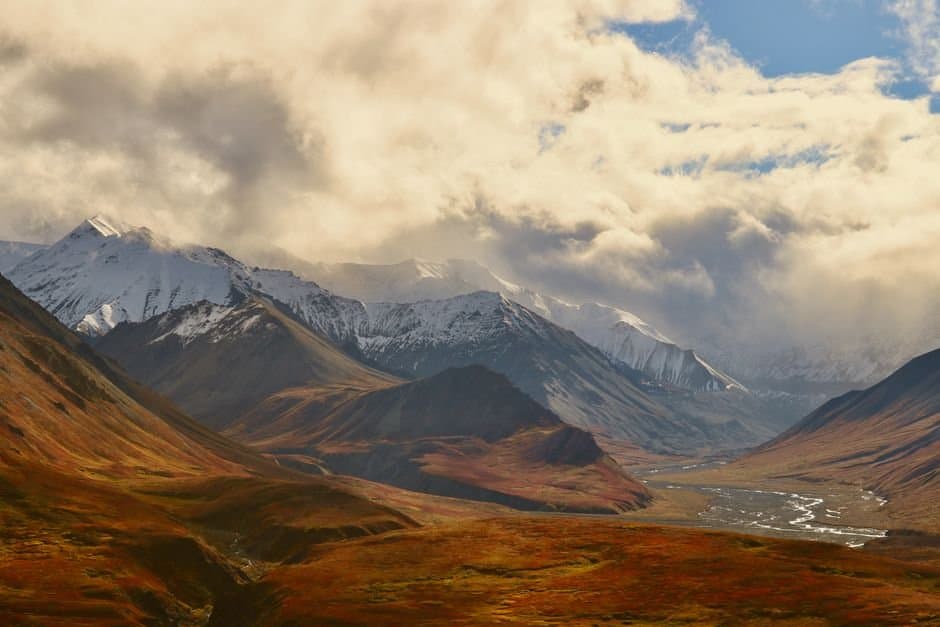 Cover image for article: High wind watch warns of 65 mph gusts in the Alaska Range this weekend