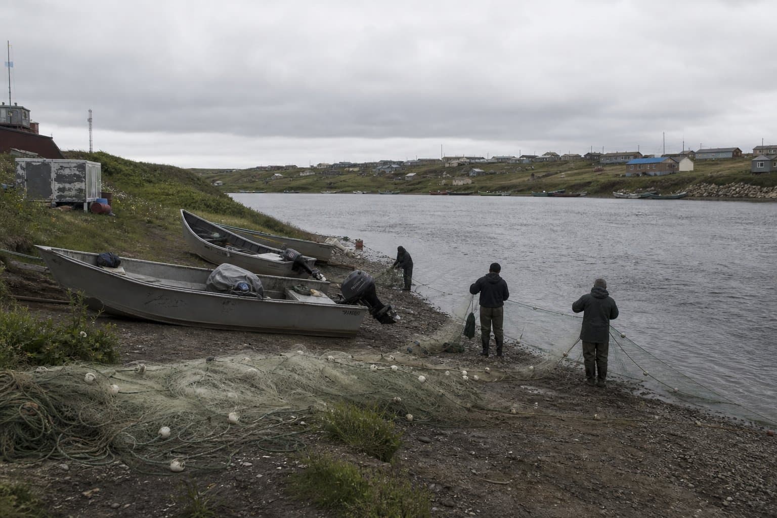 Cover image for article: Yukon fall chum and coho subsistence closes July 13 as Chinook protections continue