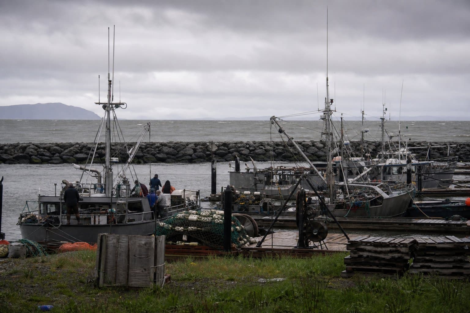 Cover image for article: A storm hits Norton Sound just before Friday's gillnet opening