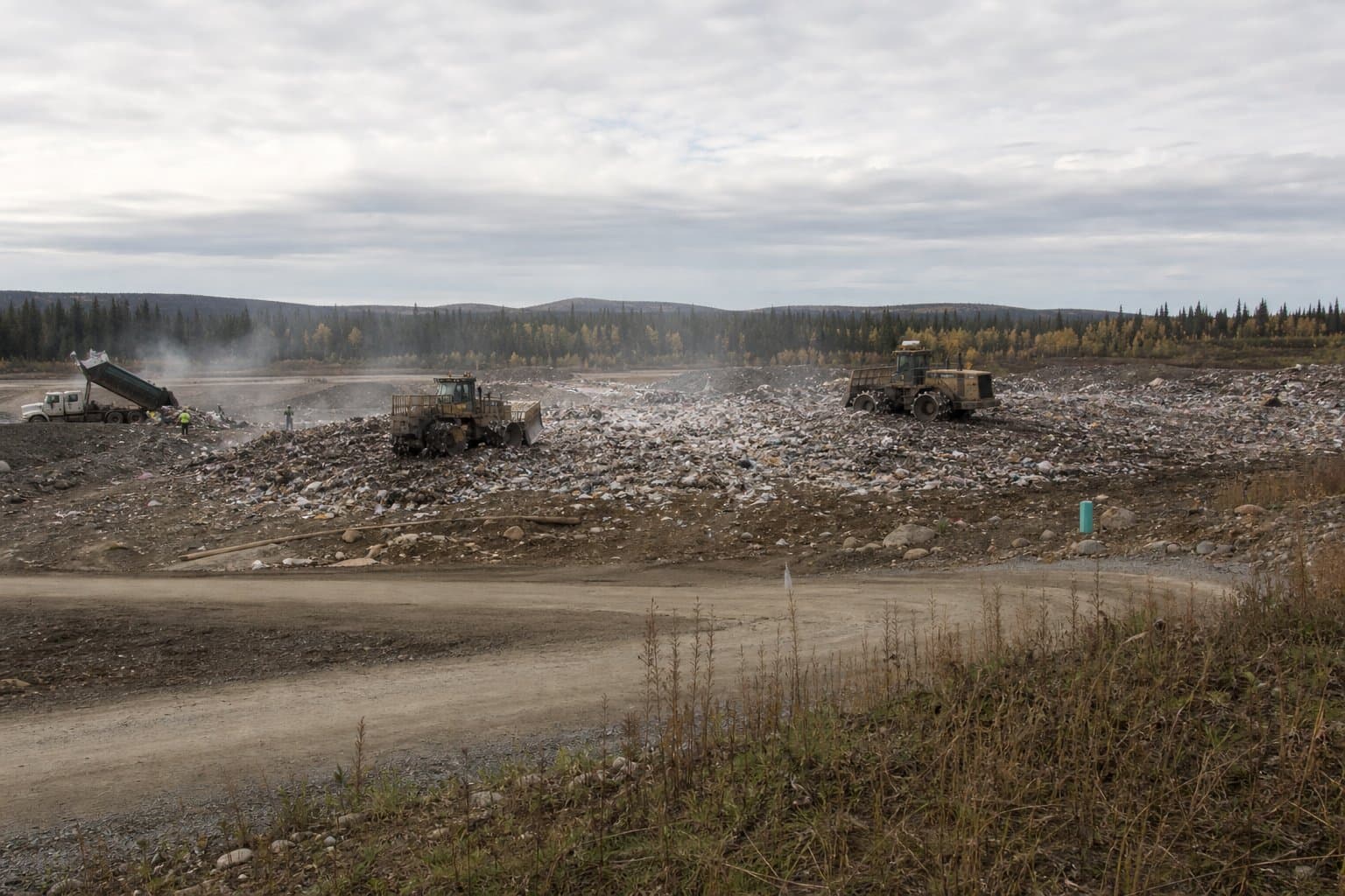 Cover image for article: Fairbanks borough seeks $2.6 million for two landfill compactors after transmission failure
