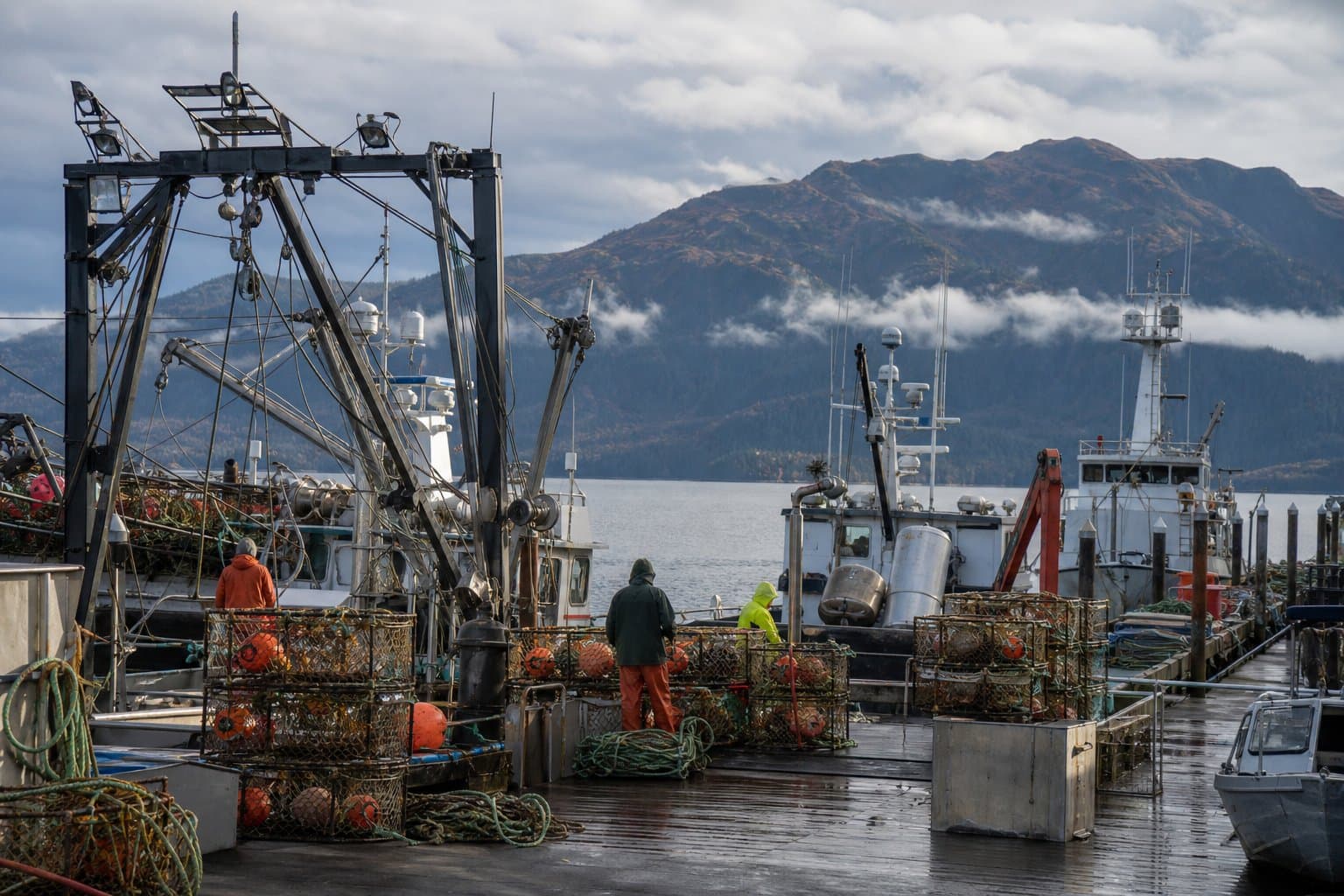 Cover image for article: Southeast red king crab season opens Nov. 1 with 213,076-pound quota