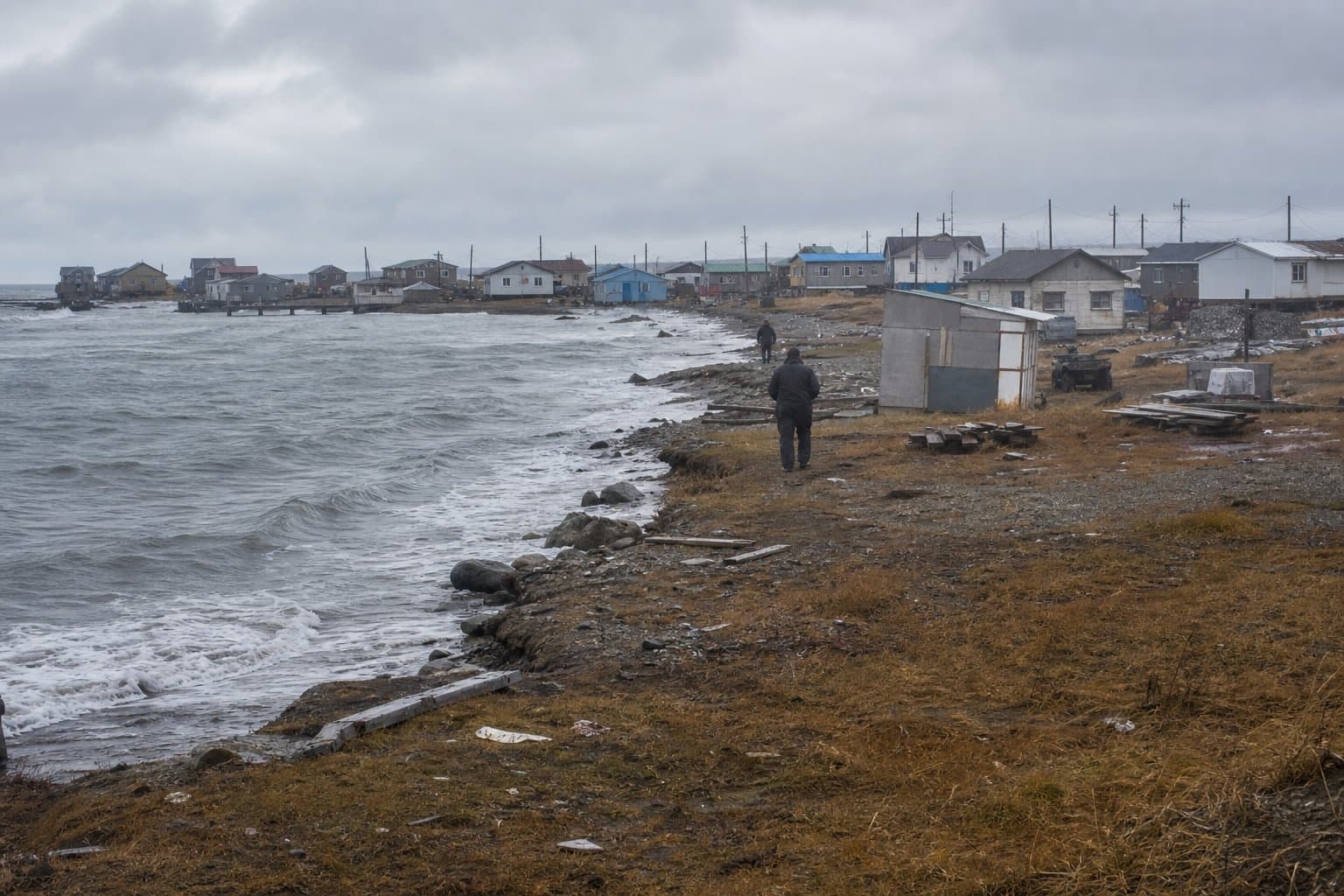 Cover image for article: Golovin under coastal flood watch with water up to 6 feet above high tide
