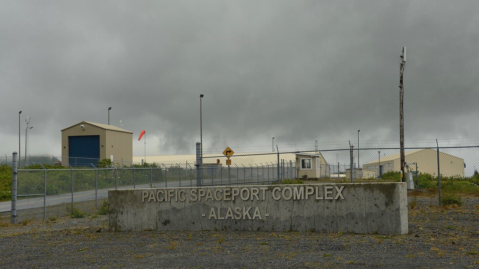 Cover image for article: Alaska Aerospace seeks study to site a liquid oxygen plant at Kodiak spaceport
