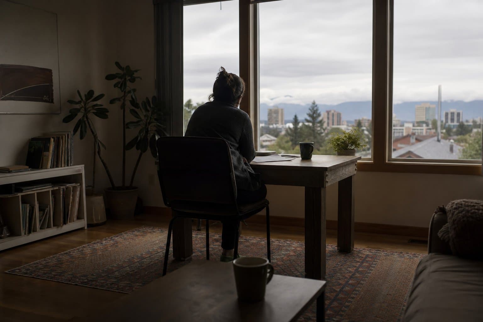 Cover image for article: Anchorage resident files formal appearance request calling for Martinez resignation