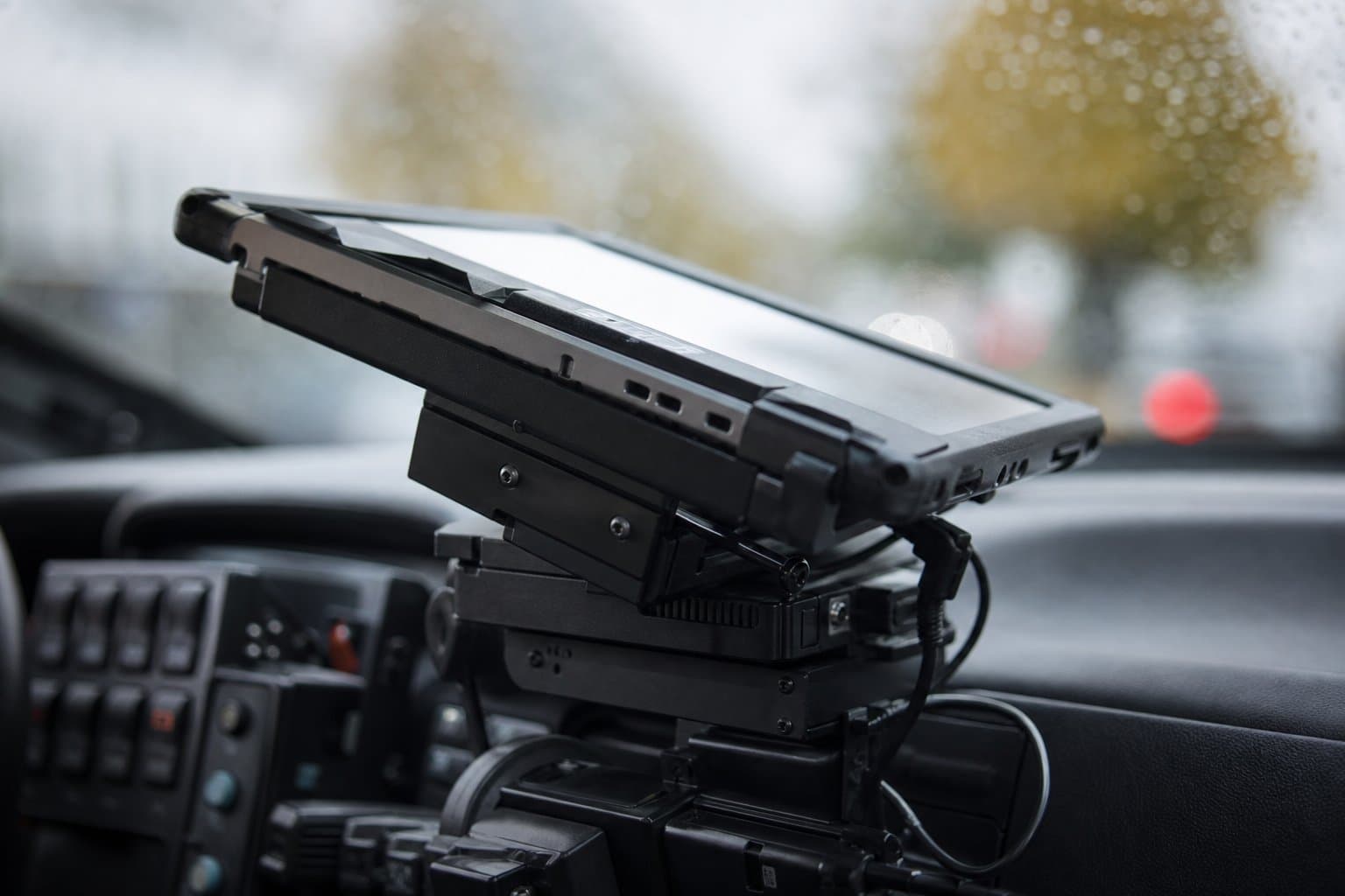 Cover image for article: Anchorage Assembly approves $511,190 grant to replace police patrol car computers