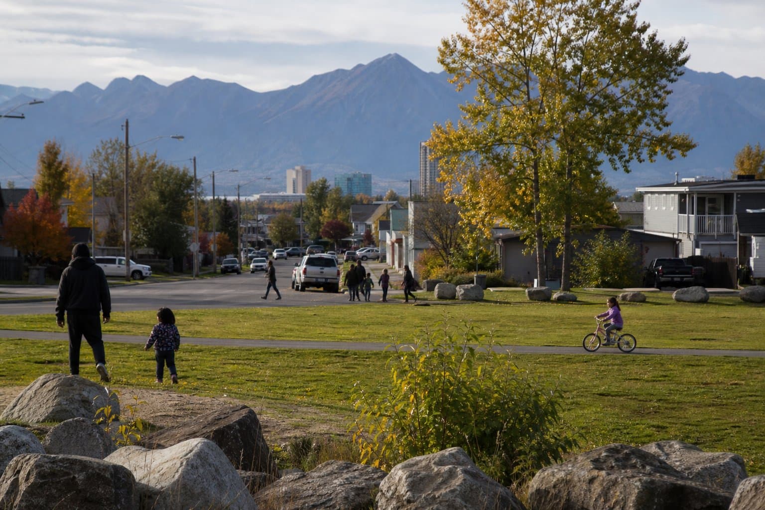 Cover image for article: Anchorage police force falls hardest on Alaska Native residents