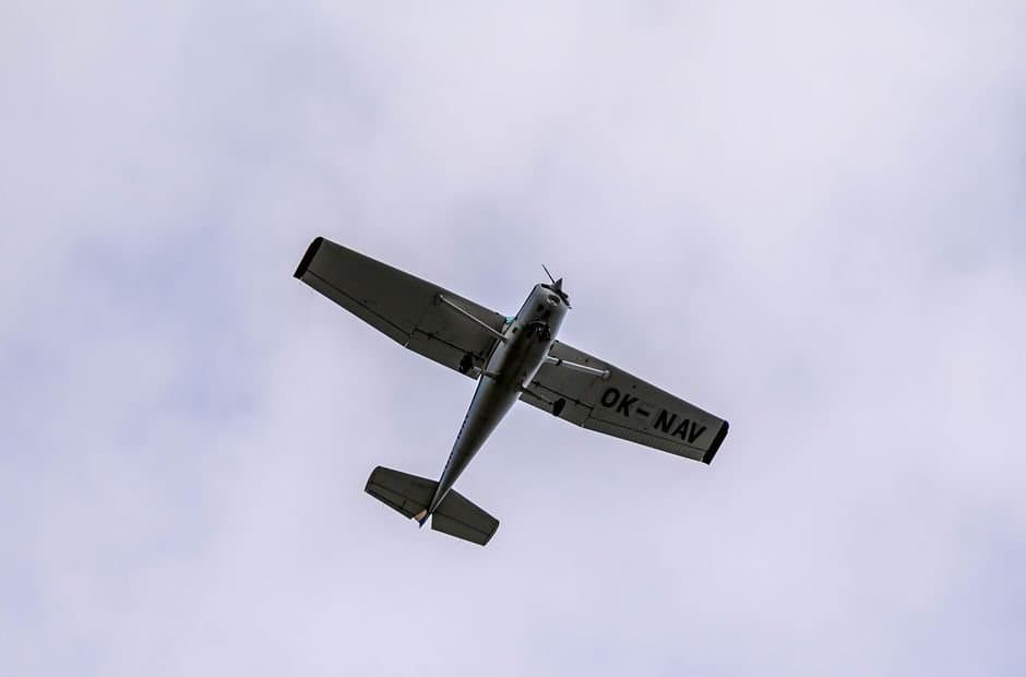 Cover image for article: Anchorage approves $40,000 to update Merrill Field's airport layout plan