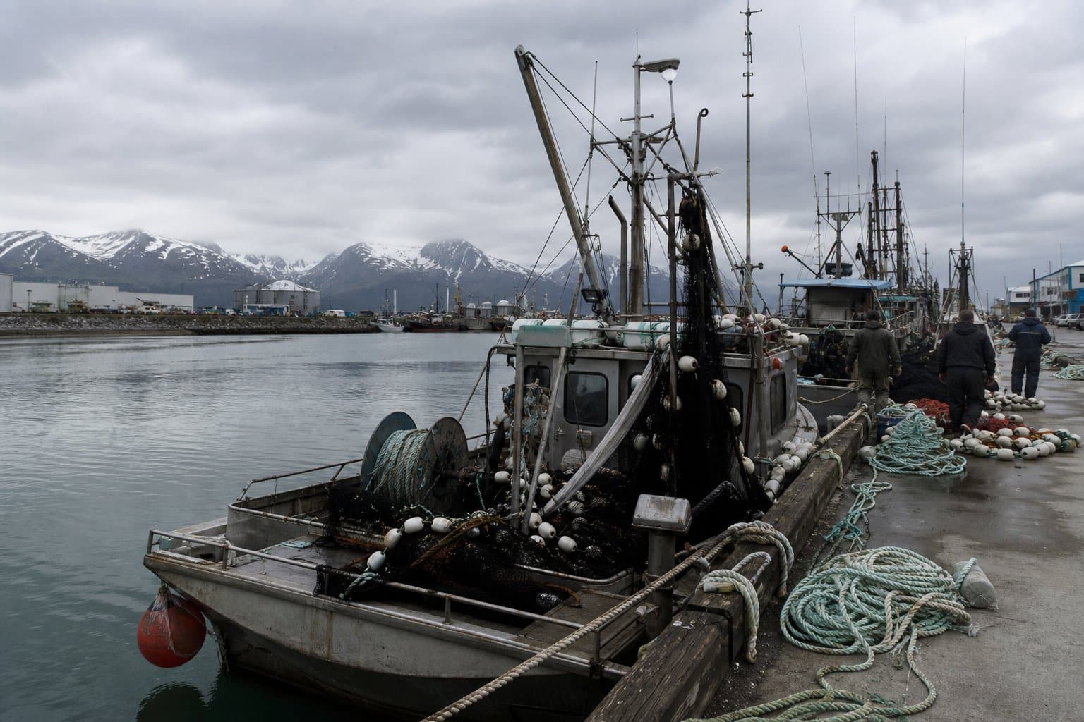 Cover image for article: Third gear cut in a week leaves setnetters absorbing a weak Susitna run