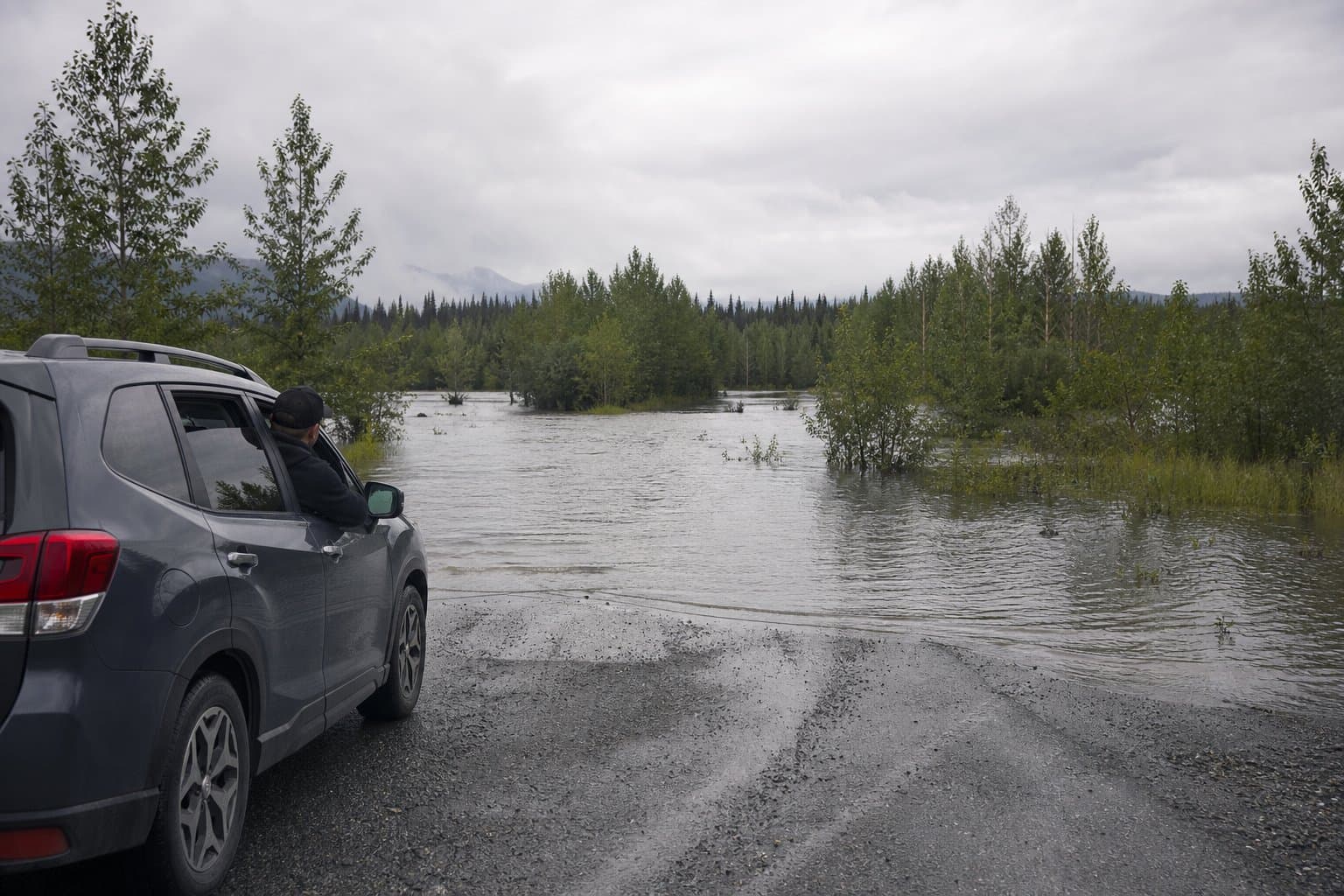 Cover image for article: Little Susitna River puts water on roads near North Sushana Drive until Friday morning