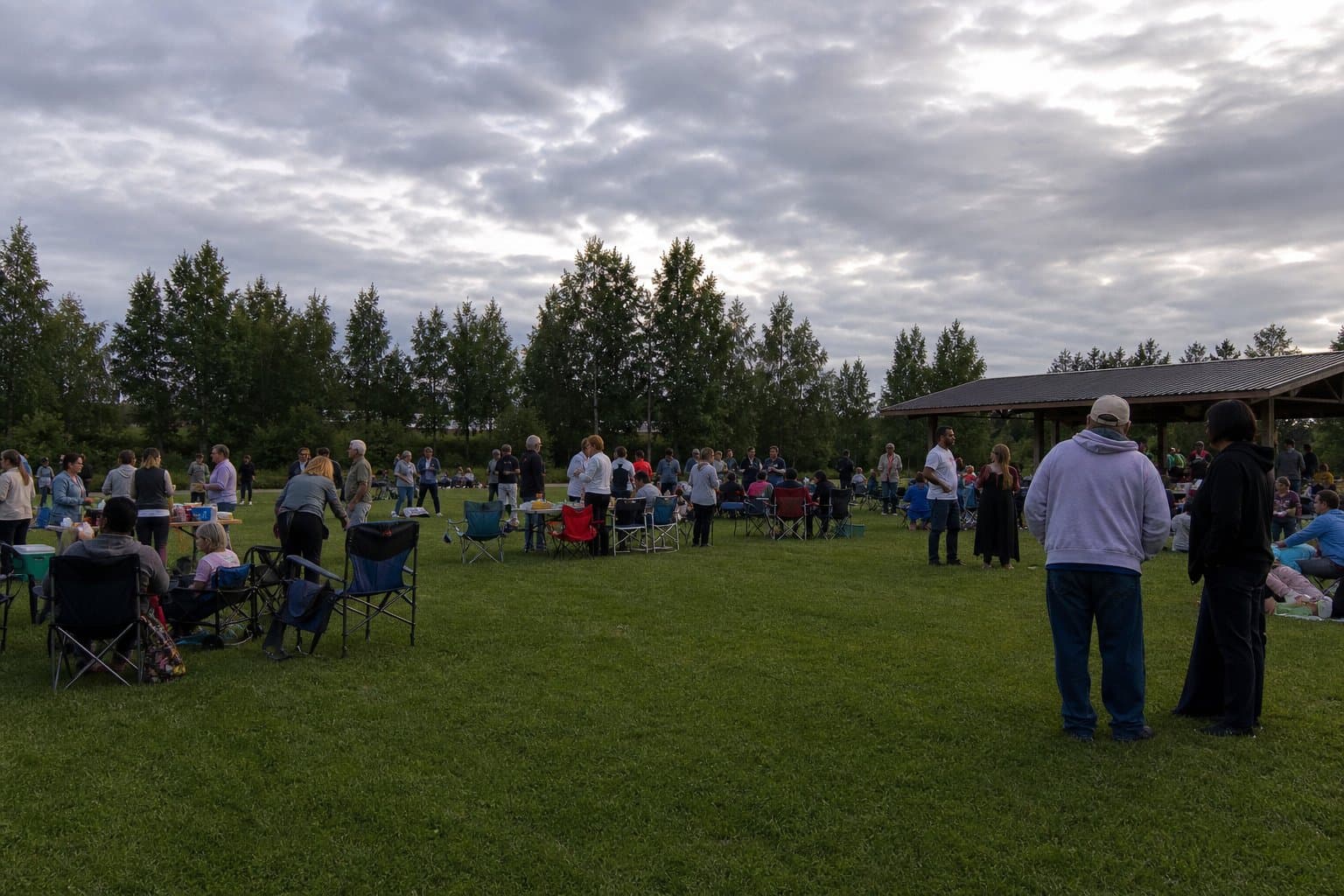 Cover image for article: Alaska Democrats hold a volunteer picnic ahead of primary election