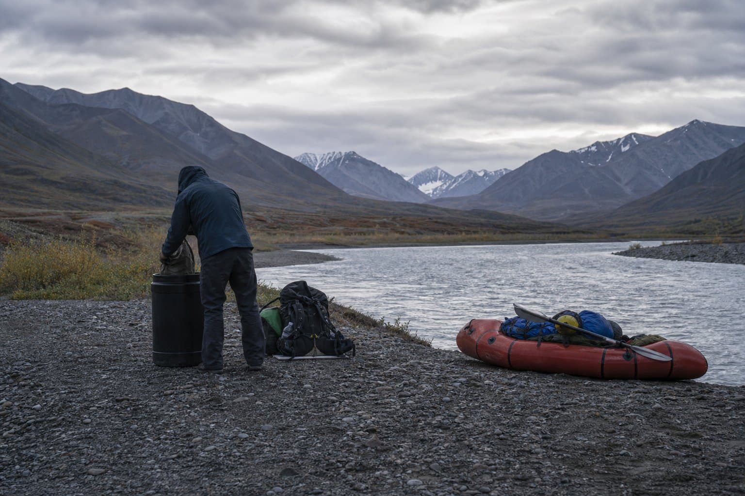 Cover image for article: Park Service urges bear safety after two Tinayguk encounters