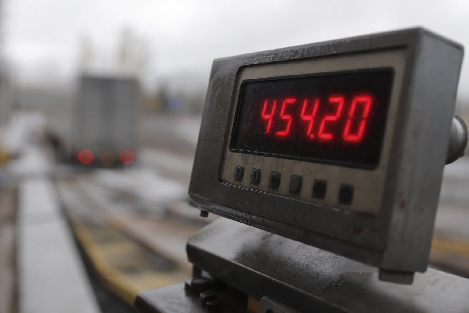 Cover image for article: Alaska DOT&PF rolls out seasonal weight restrictions statewide