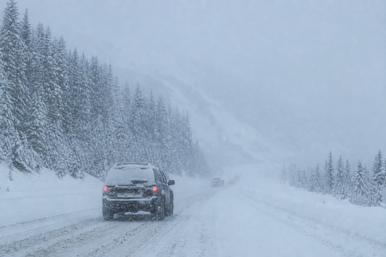 Cover image for article: Up to 11 inches of snow expected on Richardson Highway through Isabel Pass