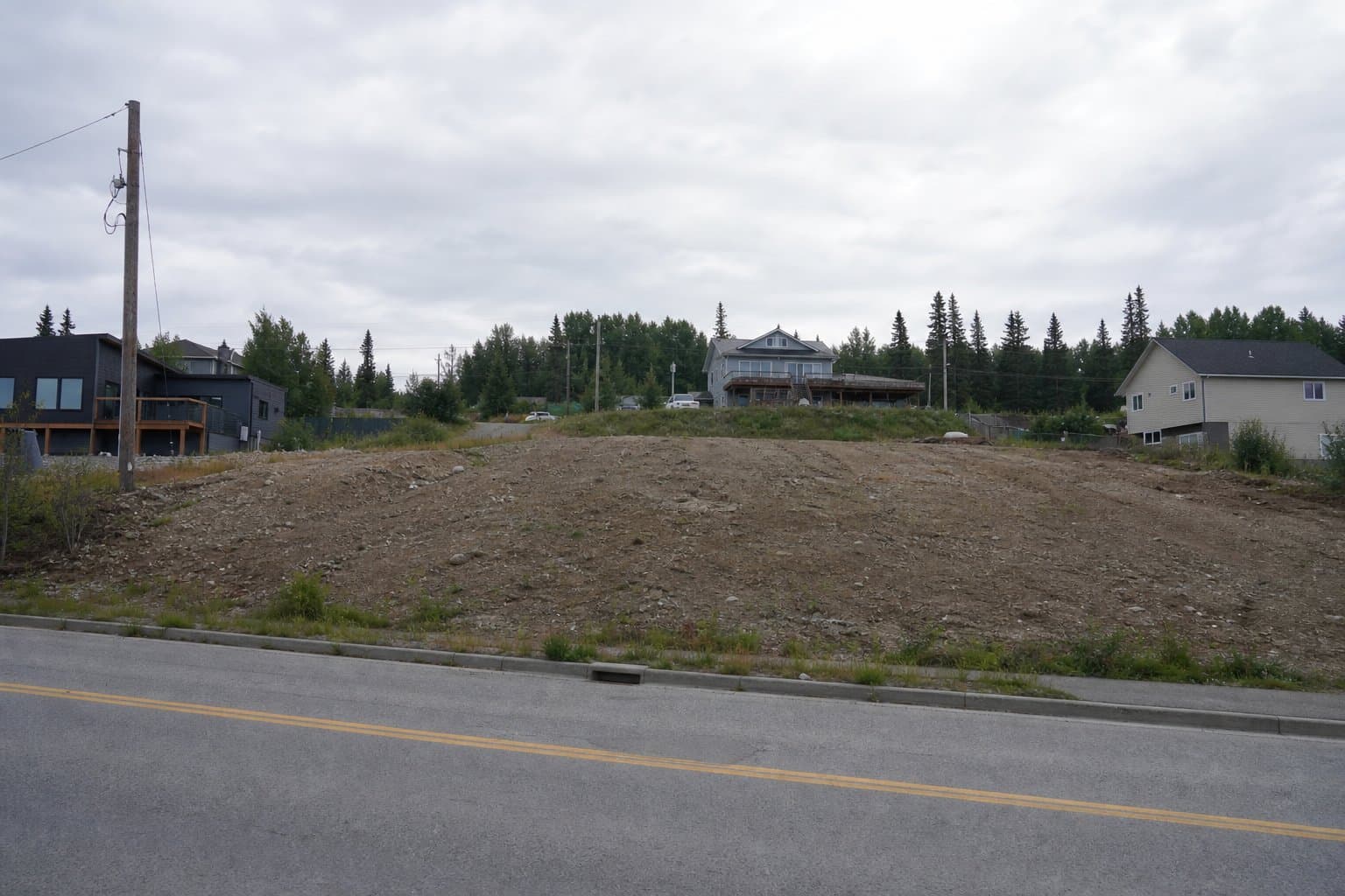 Cover image for article: Eagle River hillside lot could lose the development limits set in 2002
