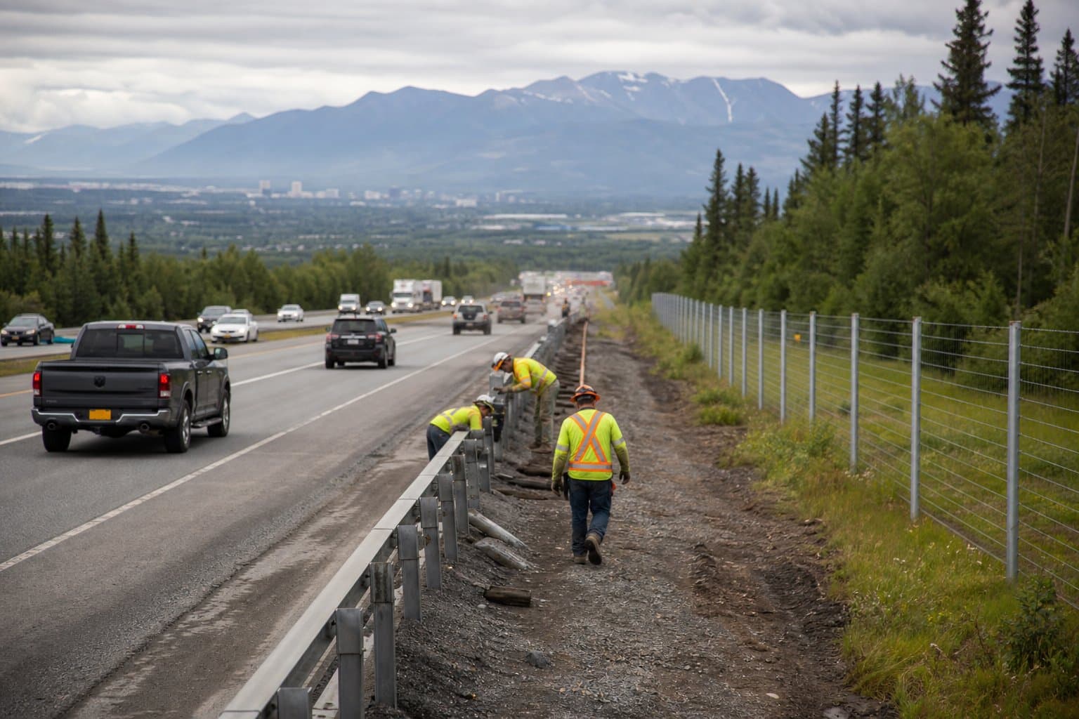 Cover image for article: Left lane closed on inbound Glenn Highway near mile 27 for guardrail repairs