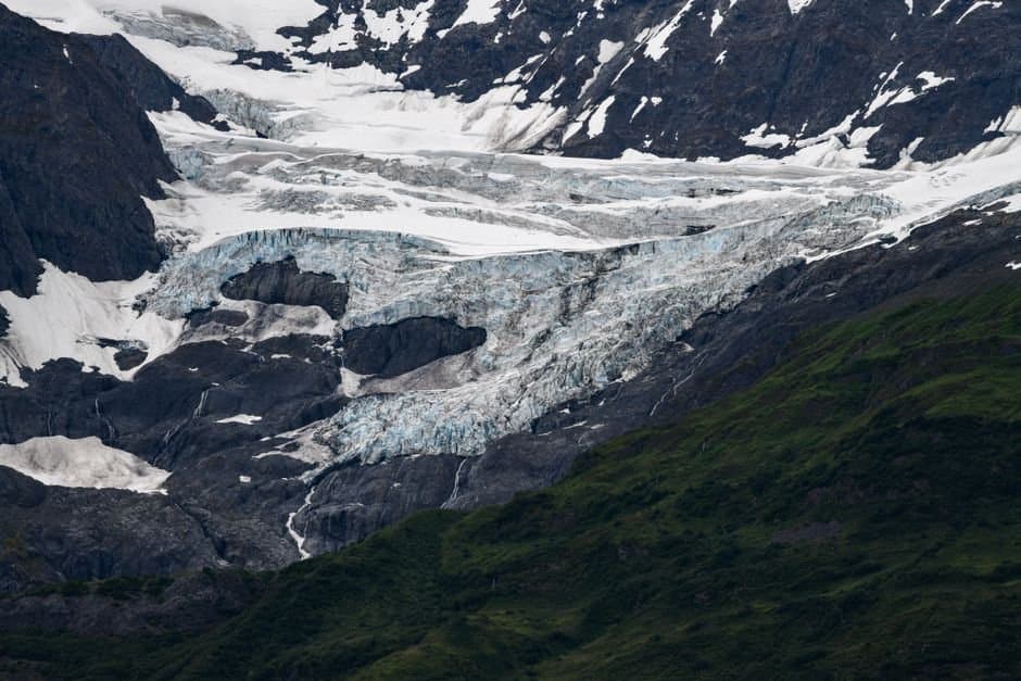 Cover image for article: High wind warnings for the northwest coast as Arctic logs warmest summer since 1950