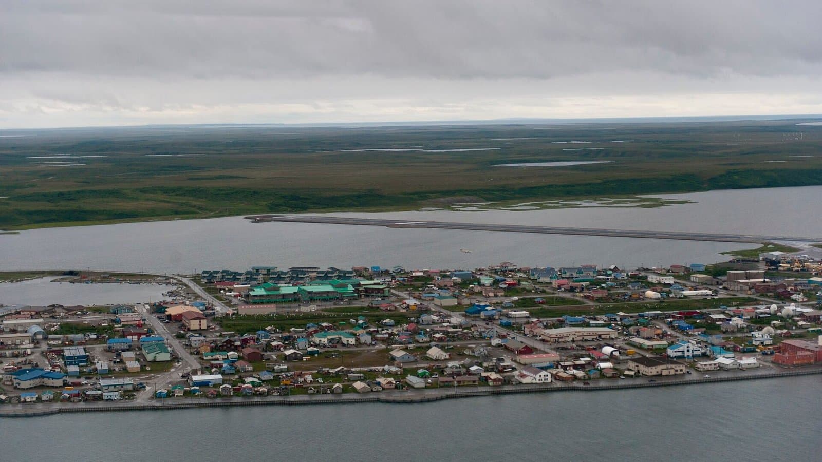 Cover image for article: Interior trims $2,905 from Kotzebue air service's Western Arctic parks flight order