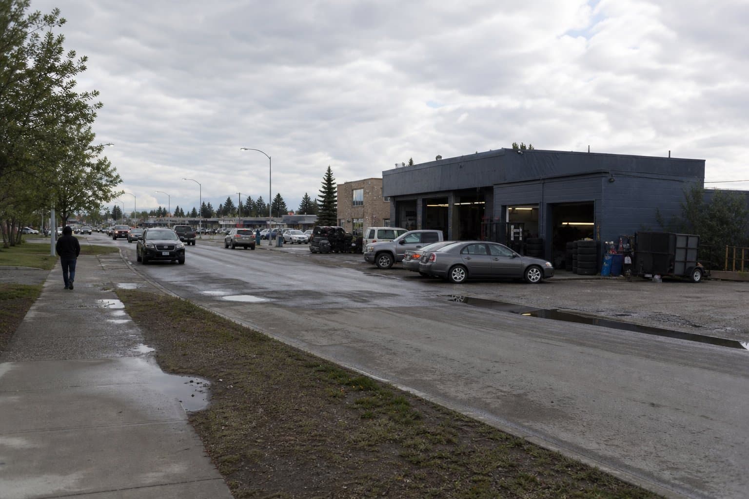 Cover image for article: Letter urges Anchorage Assembly to apply the 'same rules' to Muldoon dispensary application