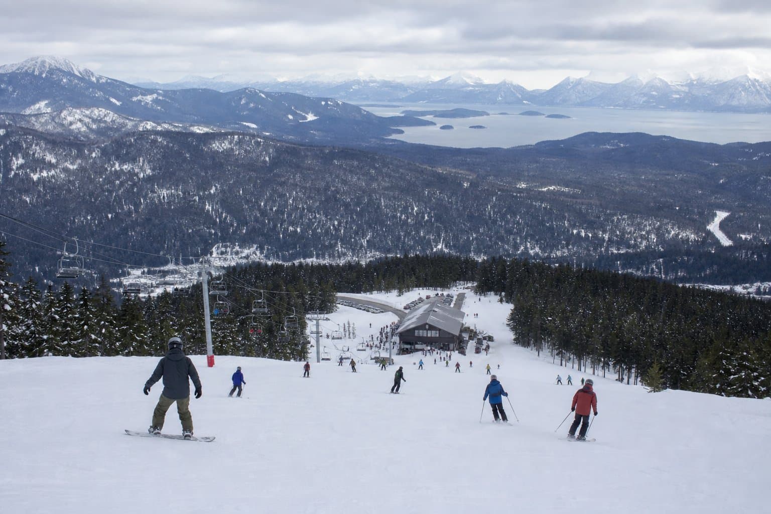 Cover image for article: Juneau finance committee deadlocks 4-4 on Eaglecrest closure study as ski area seeks $1.68M