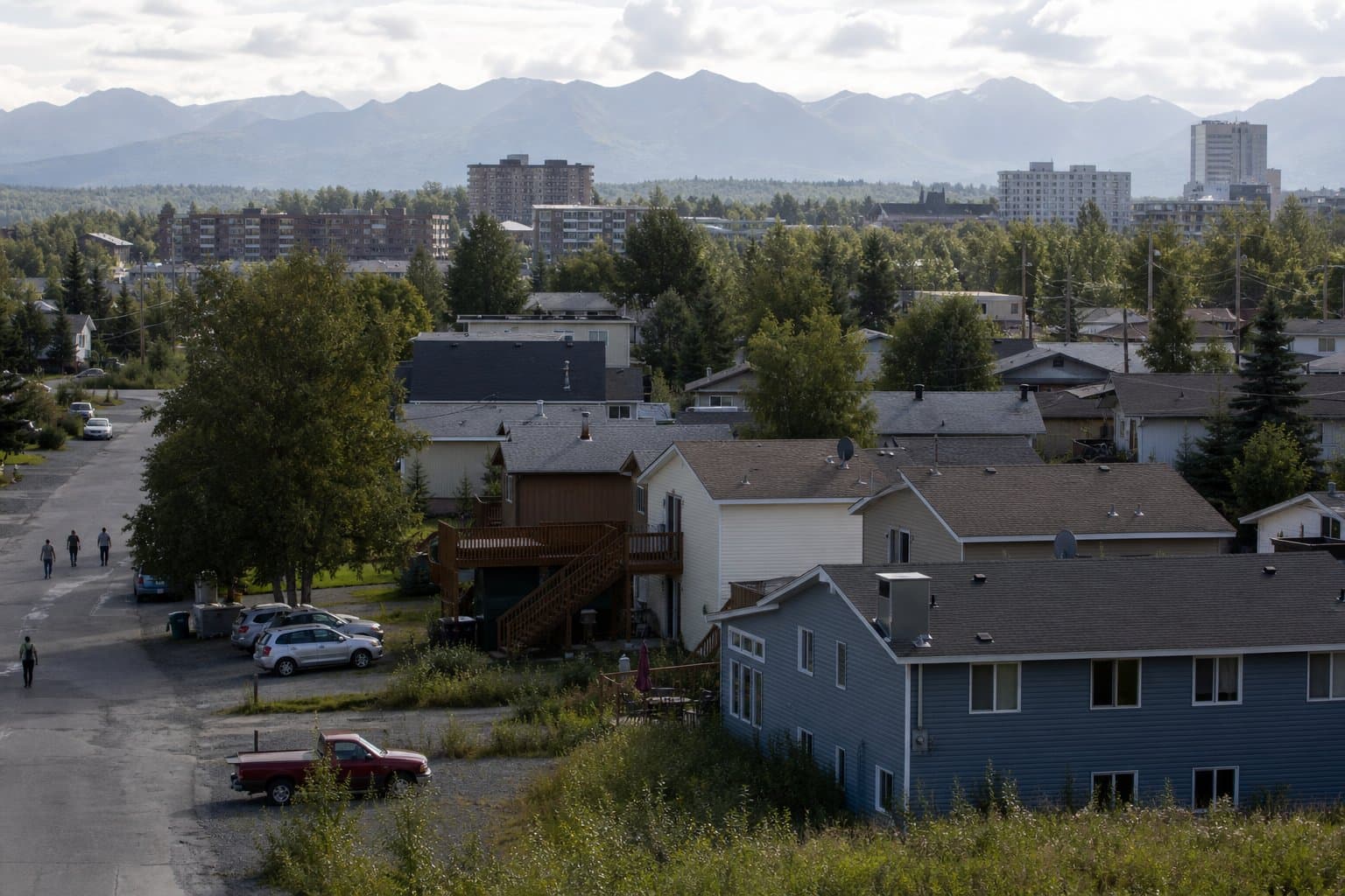 Cover image for article: Anchorage Assembly to take up resolution linking JBER growth to housing squeeze