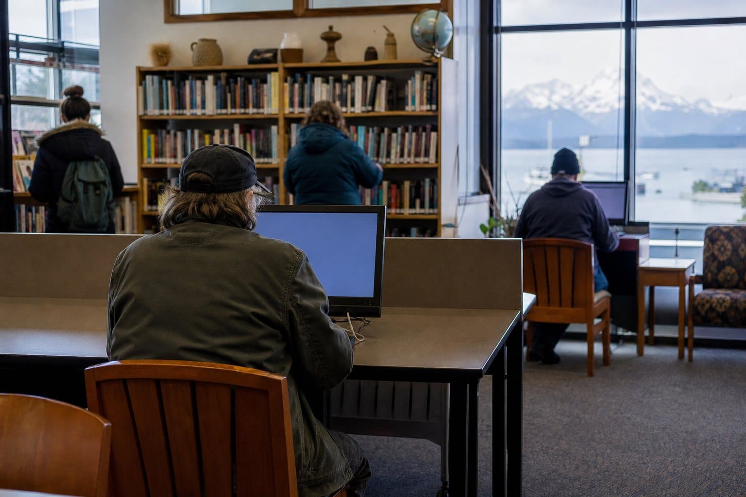 Cover image for article: Homer council asks FCC to preserve library internet subsidy