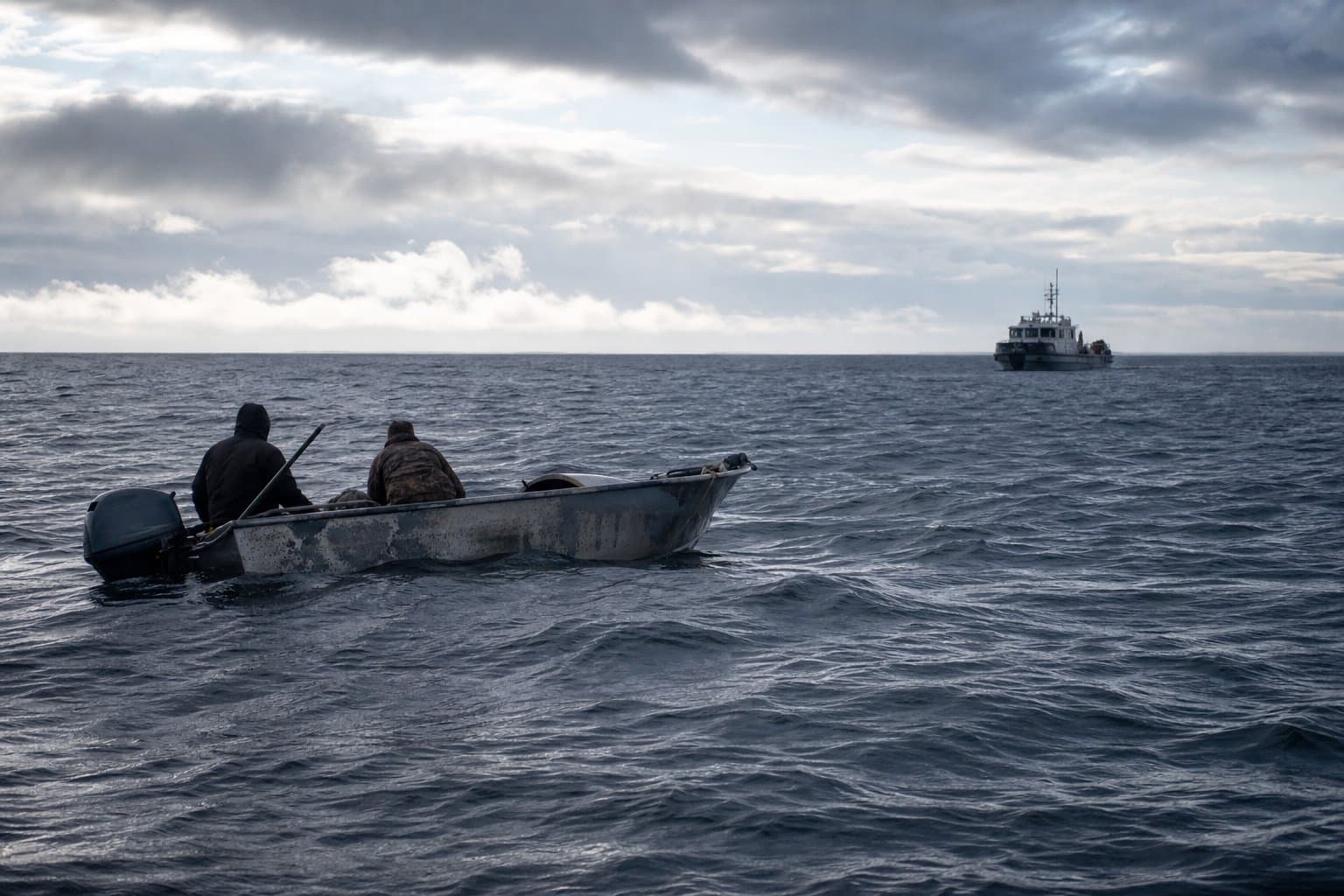 Cover image for article: Hunting boats find stranded pair 15 miles offshore near Kotzebue