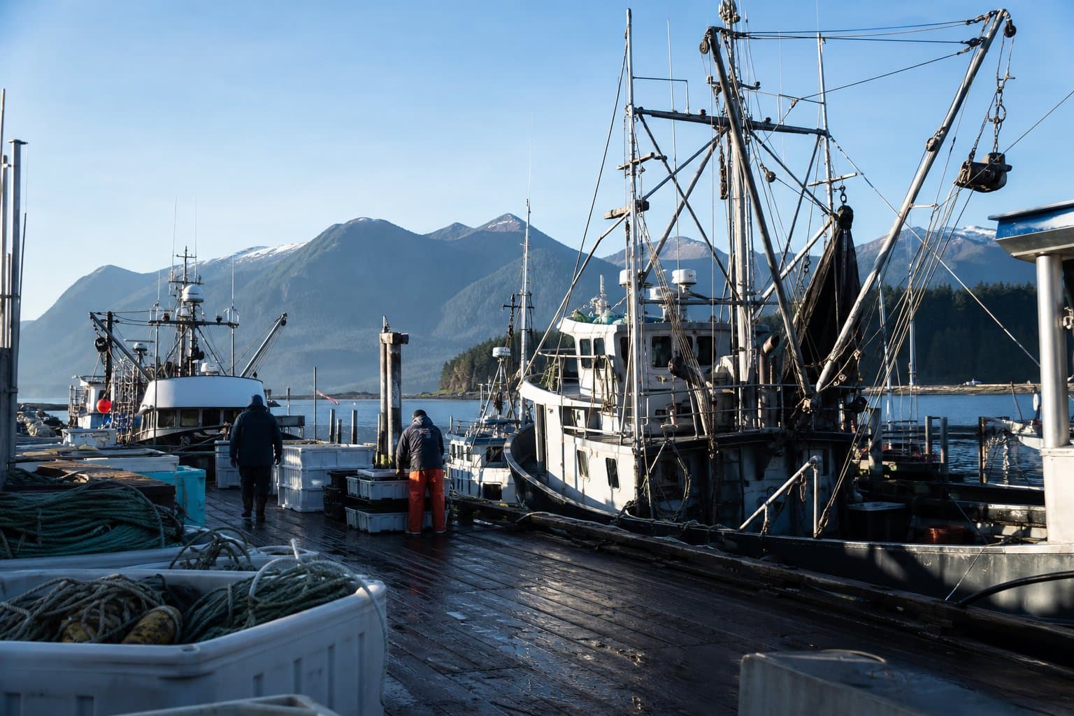 Cover image for article: West Coast halibut catch falls to a fifth of June's rate as NOAA adds a sixth period