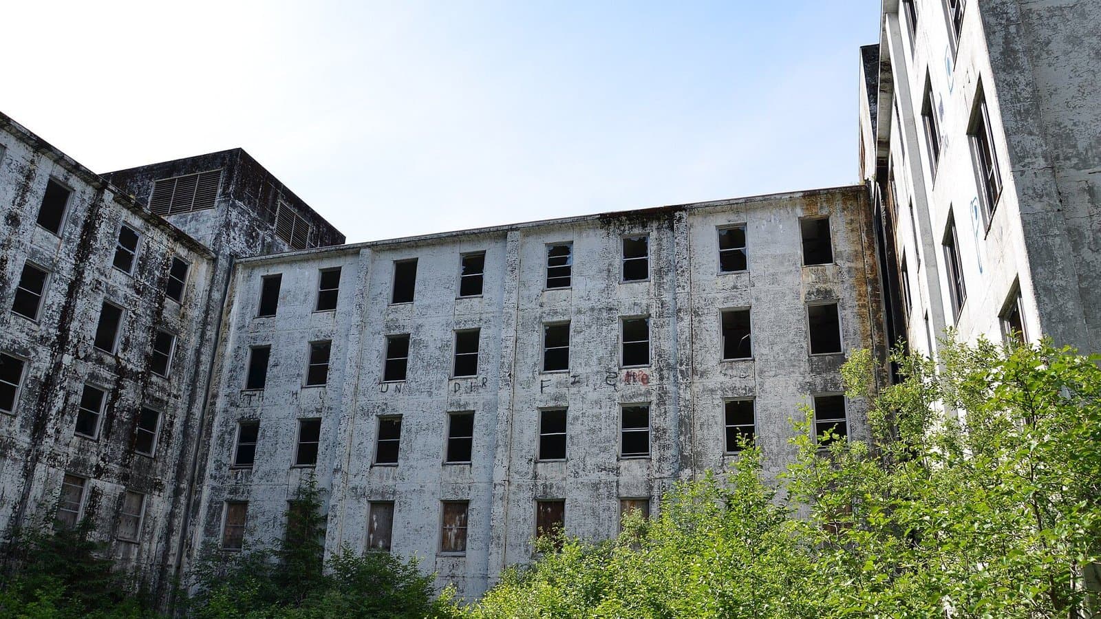Cover image for article: Whittier council accepts first $600,000 of $5 million EPA grant for Buckner Building