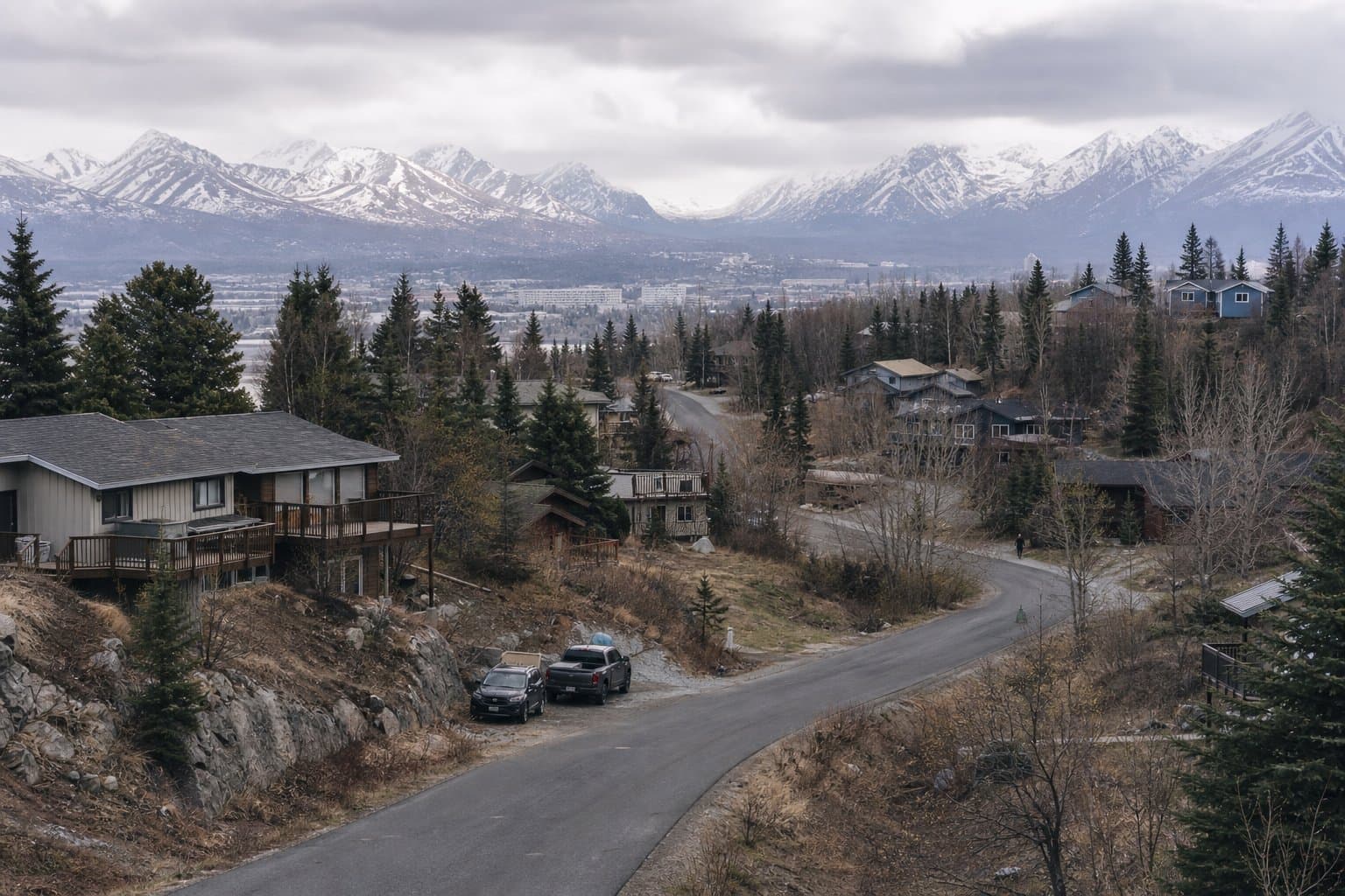 Cover image for article: Anchorage work session leaves Chugach park access costs unresolved